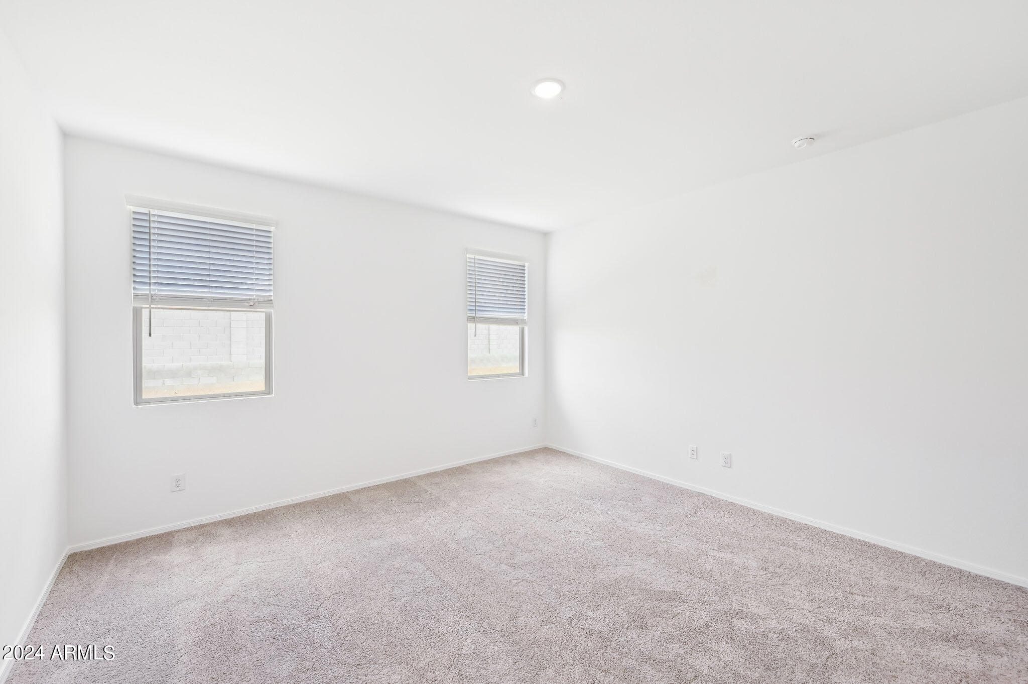 24148 W SUNLAND Avenue
