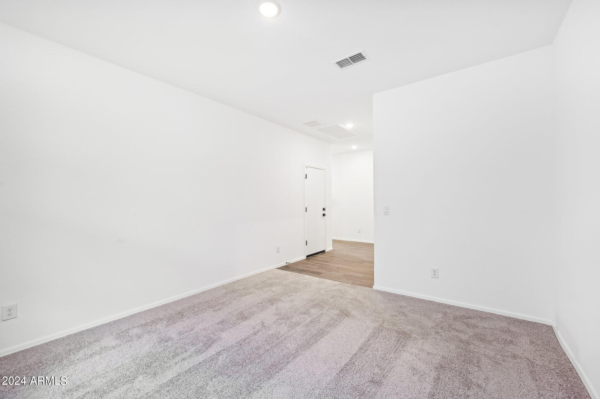 24148 W SUNLAND Avenue