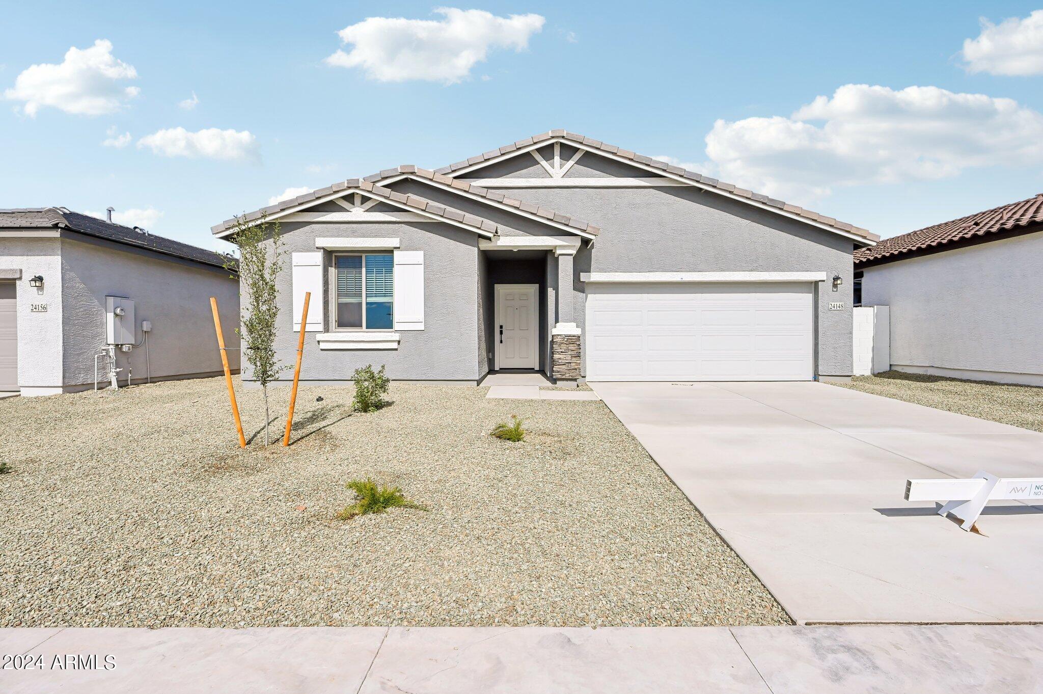24148 W SUNLAND Avenue