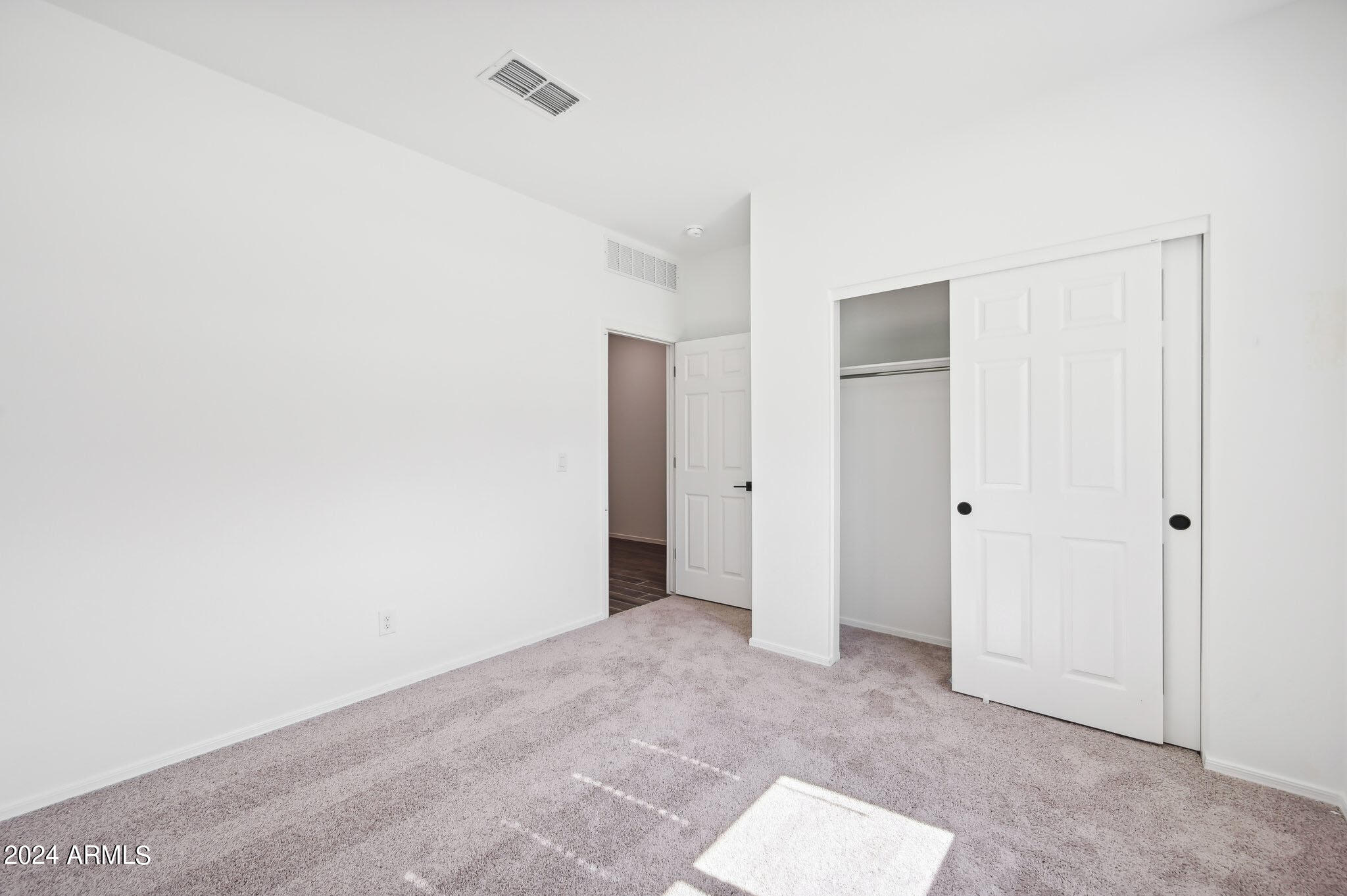 24148 W SUNLAND Avenue