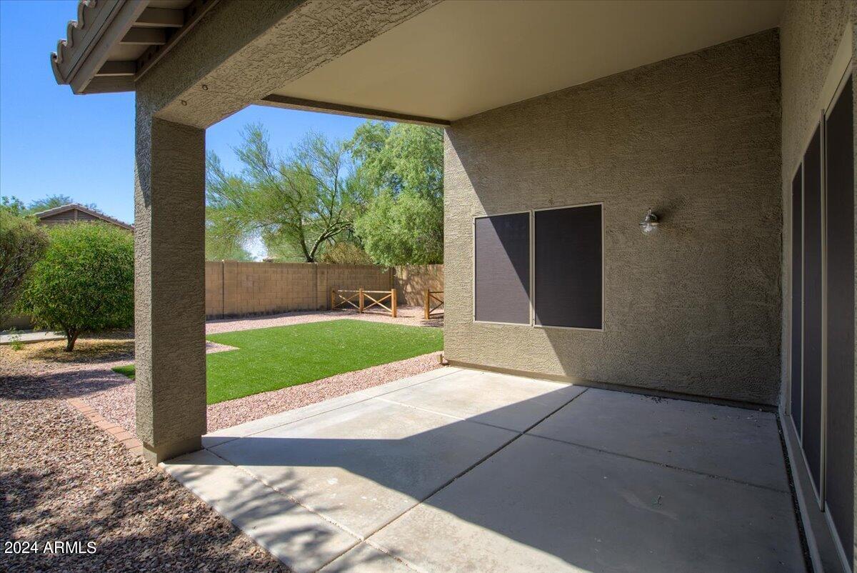 40702 N ROBINSON Drive