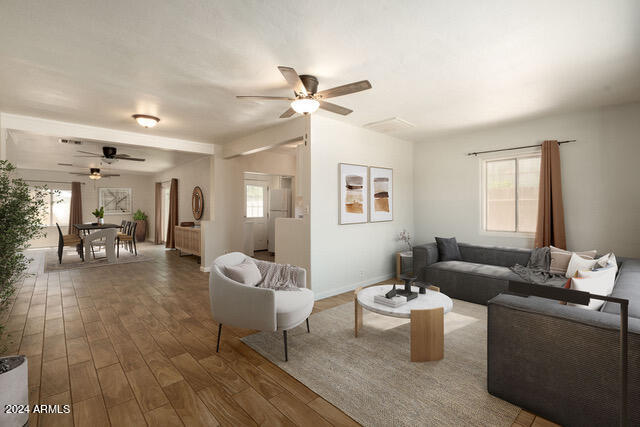 1239 E HIGHLAND Avenue, A