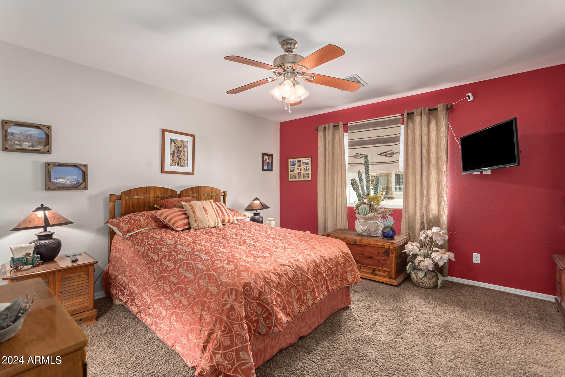 953 S ENTERPRISE Circle