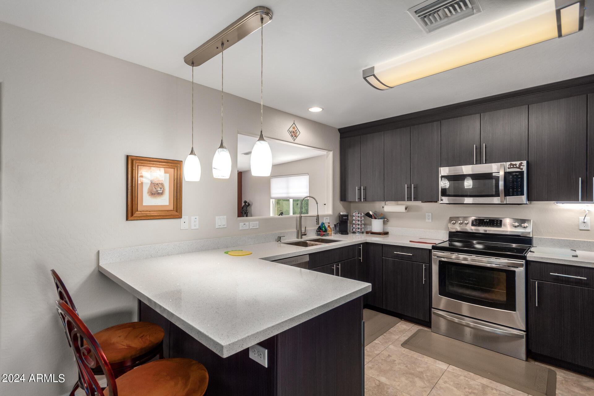 953 S ENTERPRISE Circle