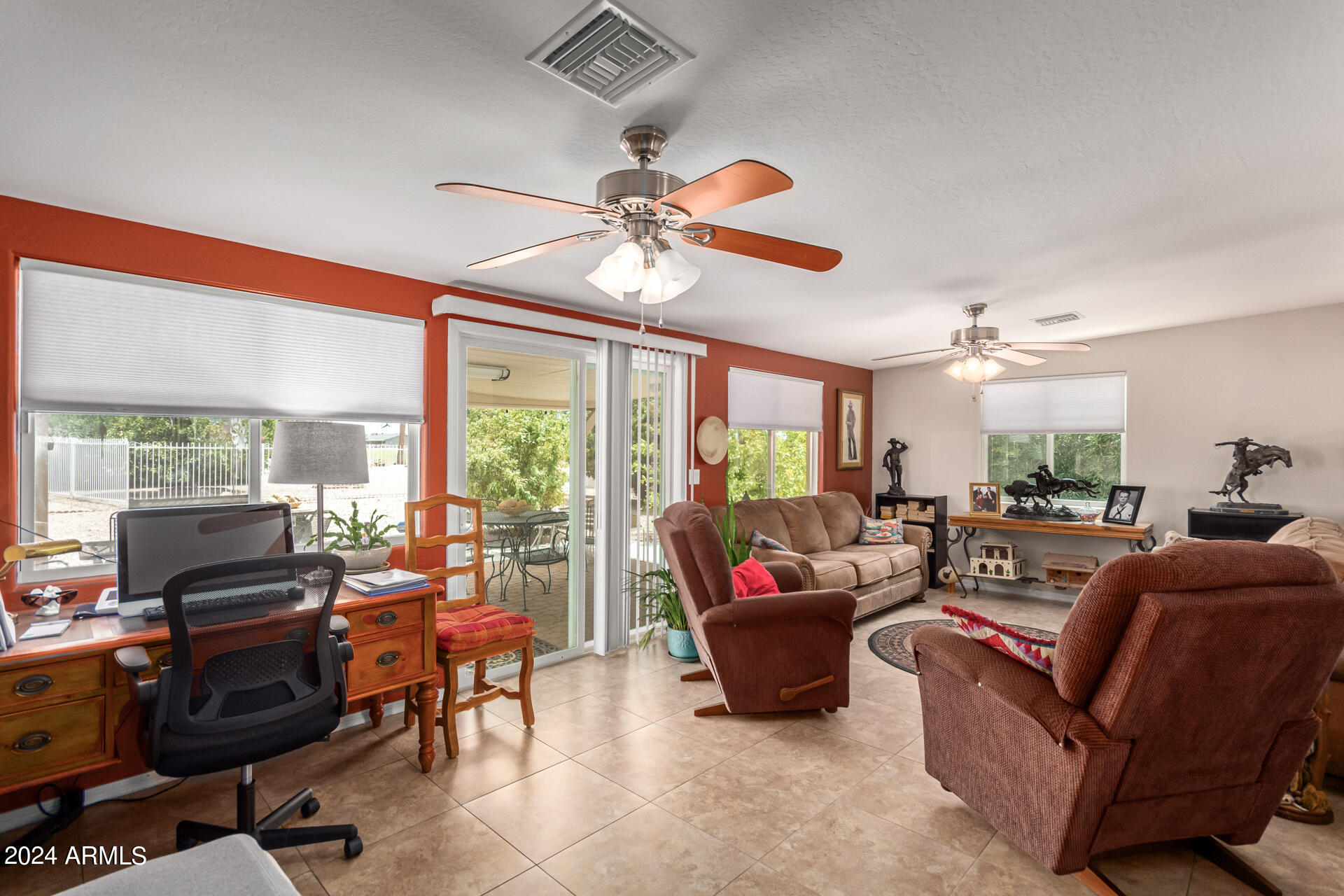 953 S ENTERPRISE Circle