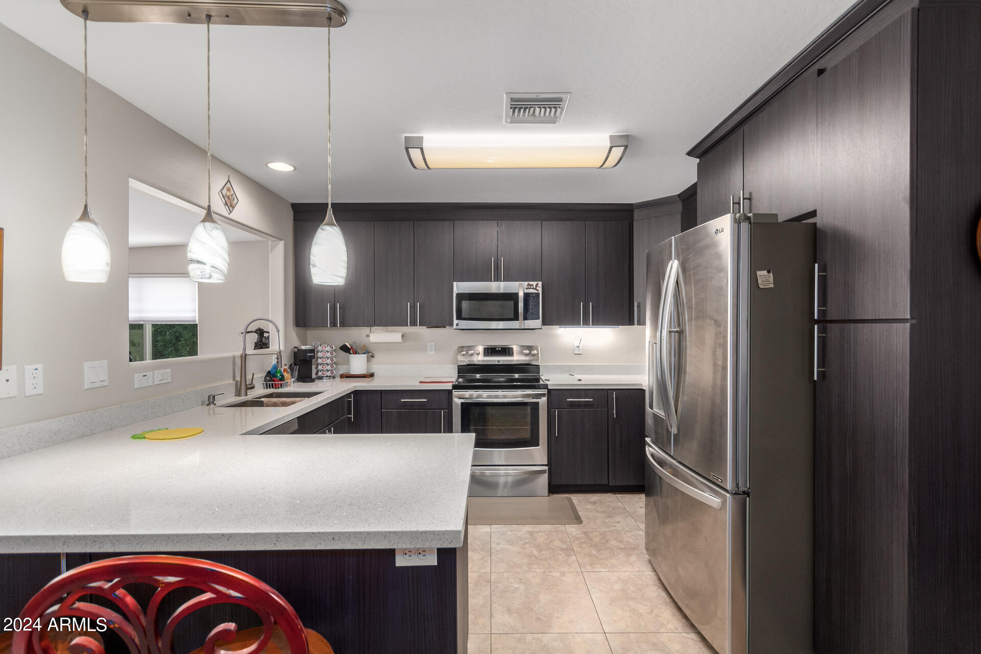 953 S ENTERPRISE Circle