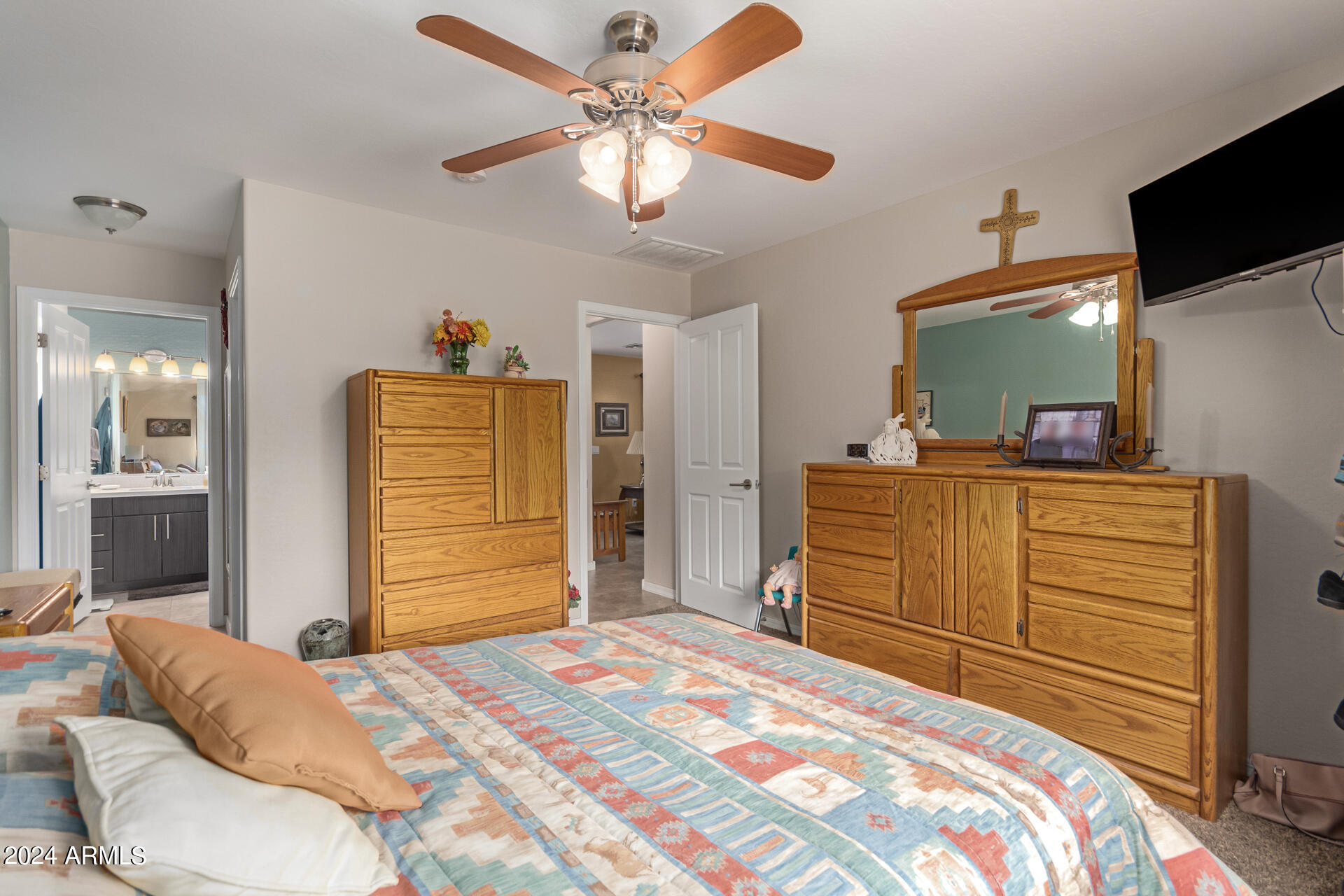 953 S ENTERPRISE Circle