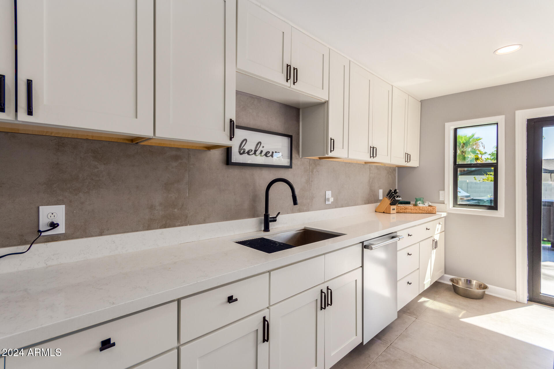 11223 N 40TH Street