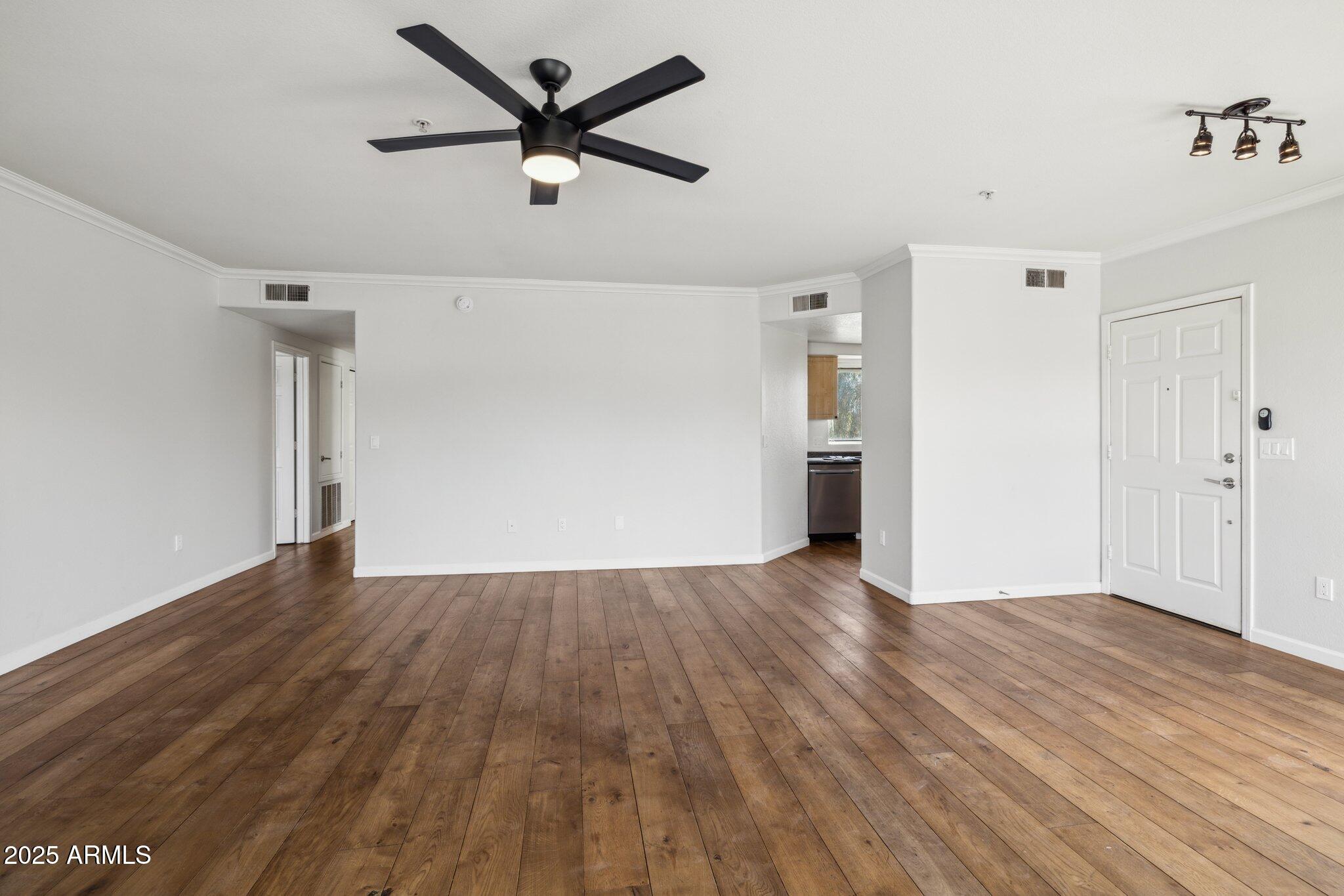 7575 E INDIAN BEND Road 2081