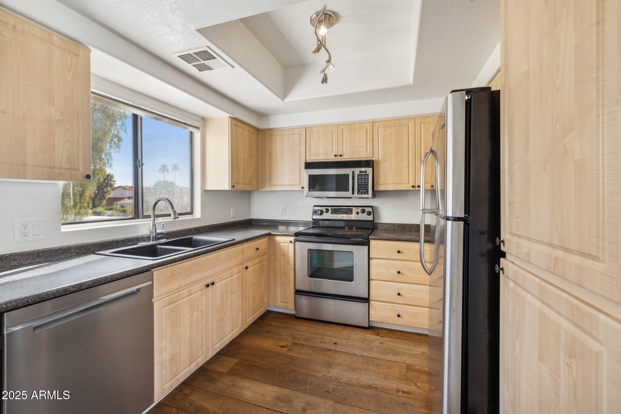 7575 E INDIAN BEND Road 2081
