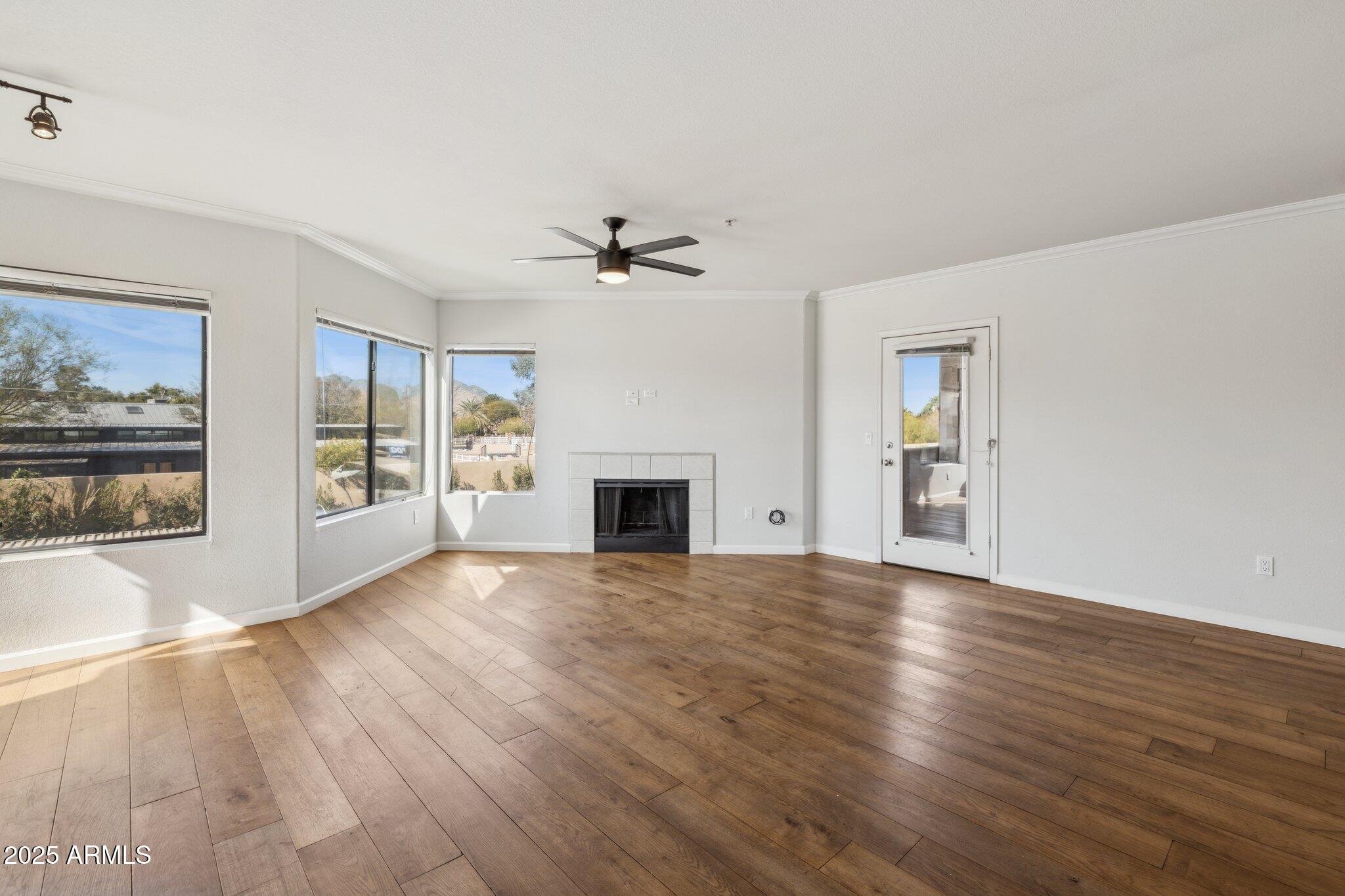 7575 E INDIAN BEND Road 2081