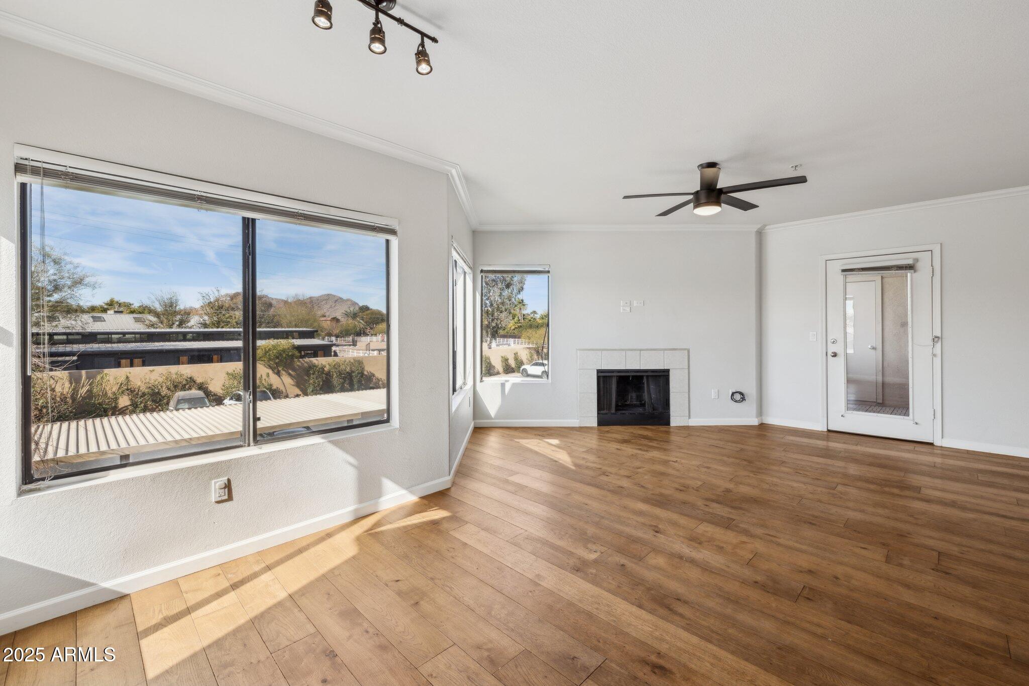 7575 E INDIAN BEND Road 2081
