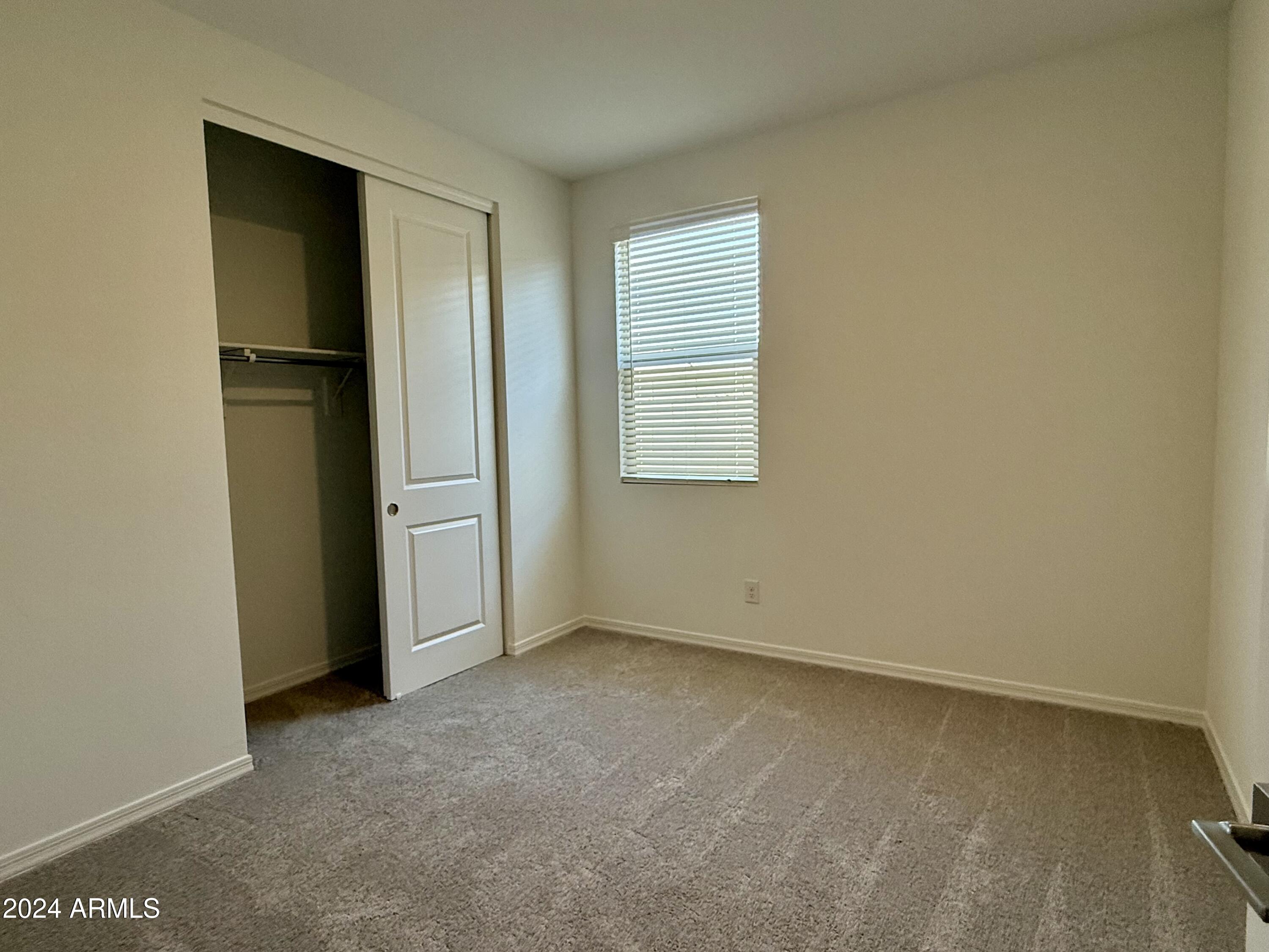 2338 E WAGON WHEEL Lane