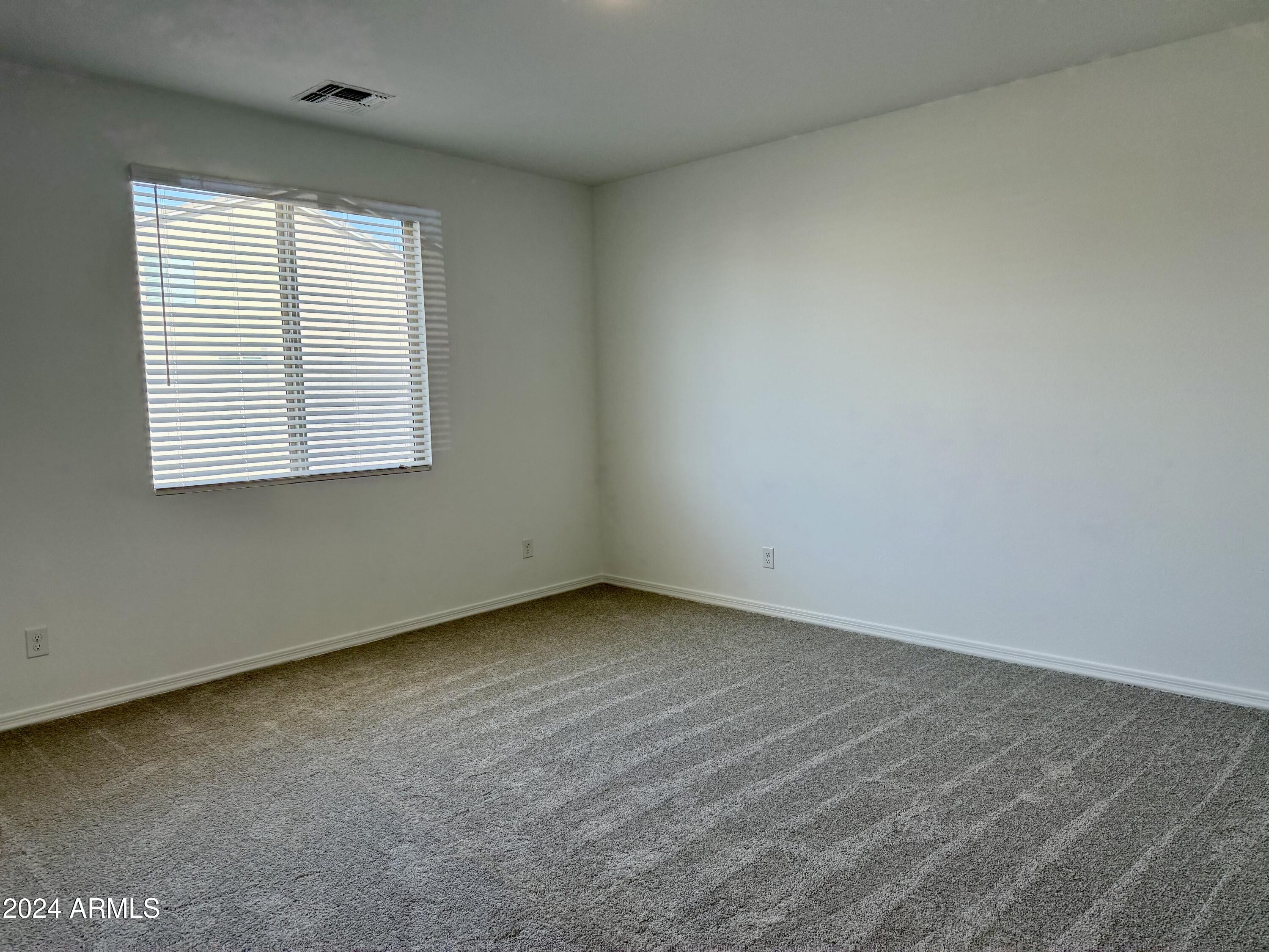 2338 E WAGON WHEEL Lane