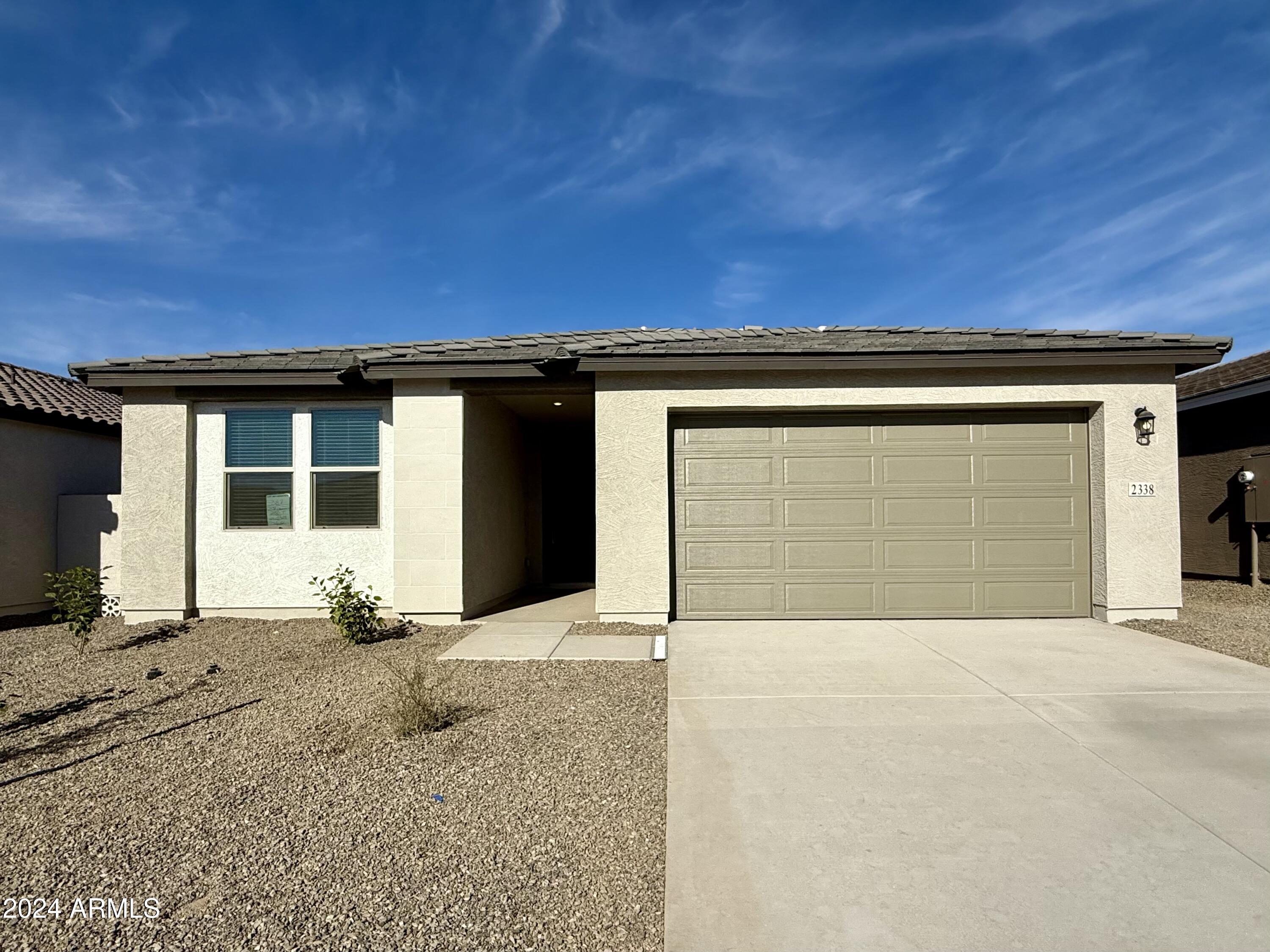 2338 E WAGON WHEEL Lane