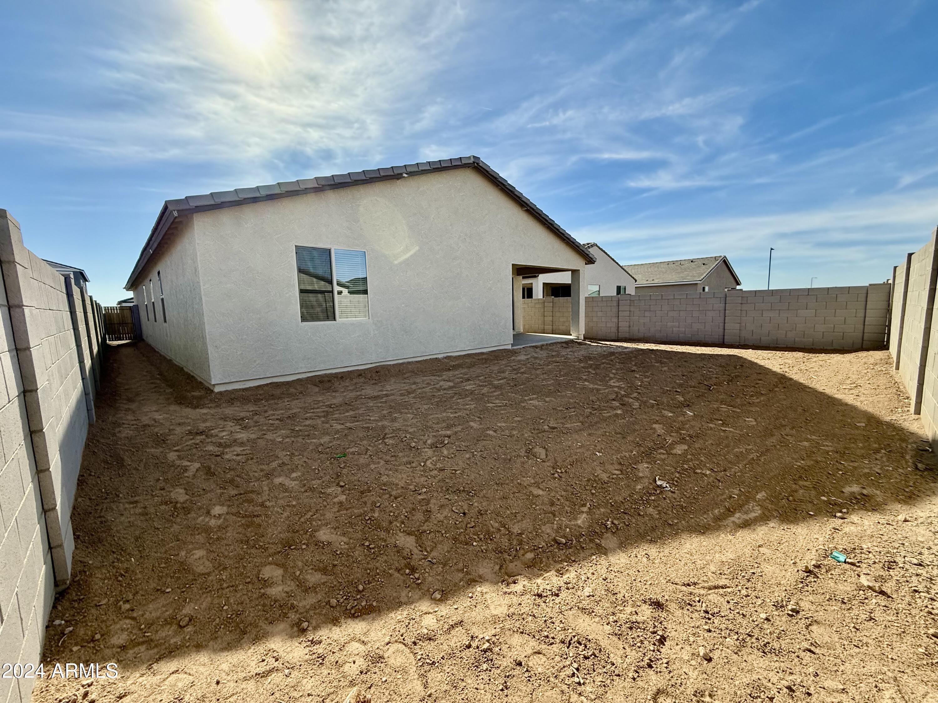 2338 E WAGON WHEEL Lane