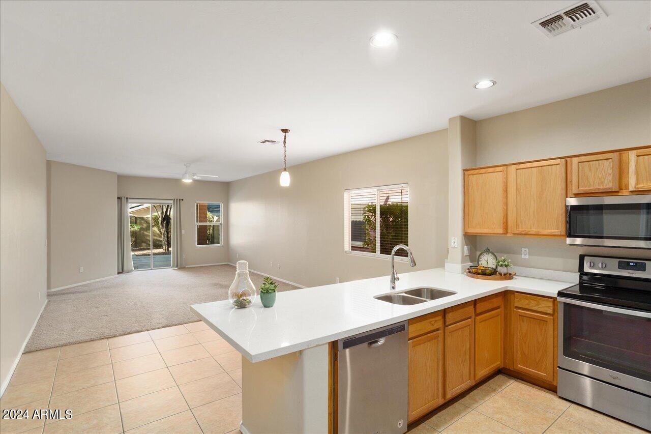 3719 W Wayne Lane