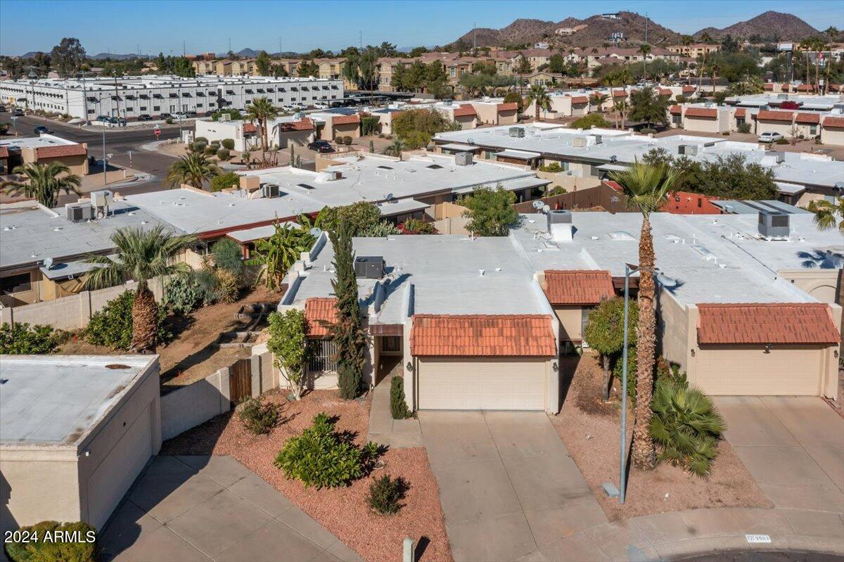 2501 E PEPPER RIDGE Circle