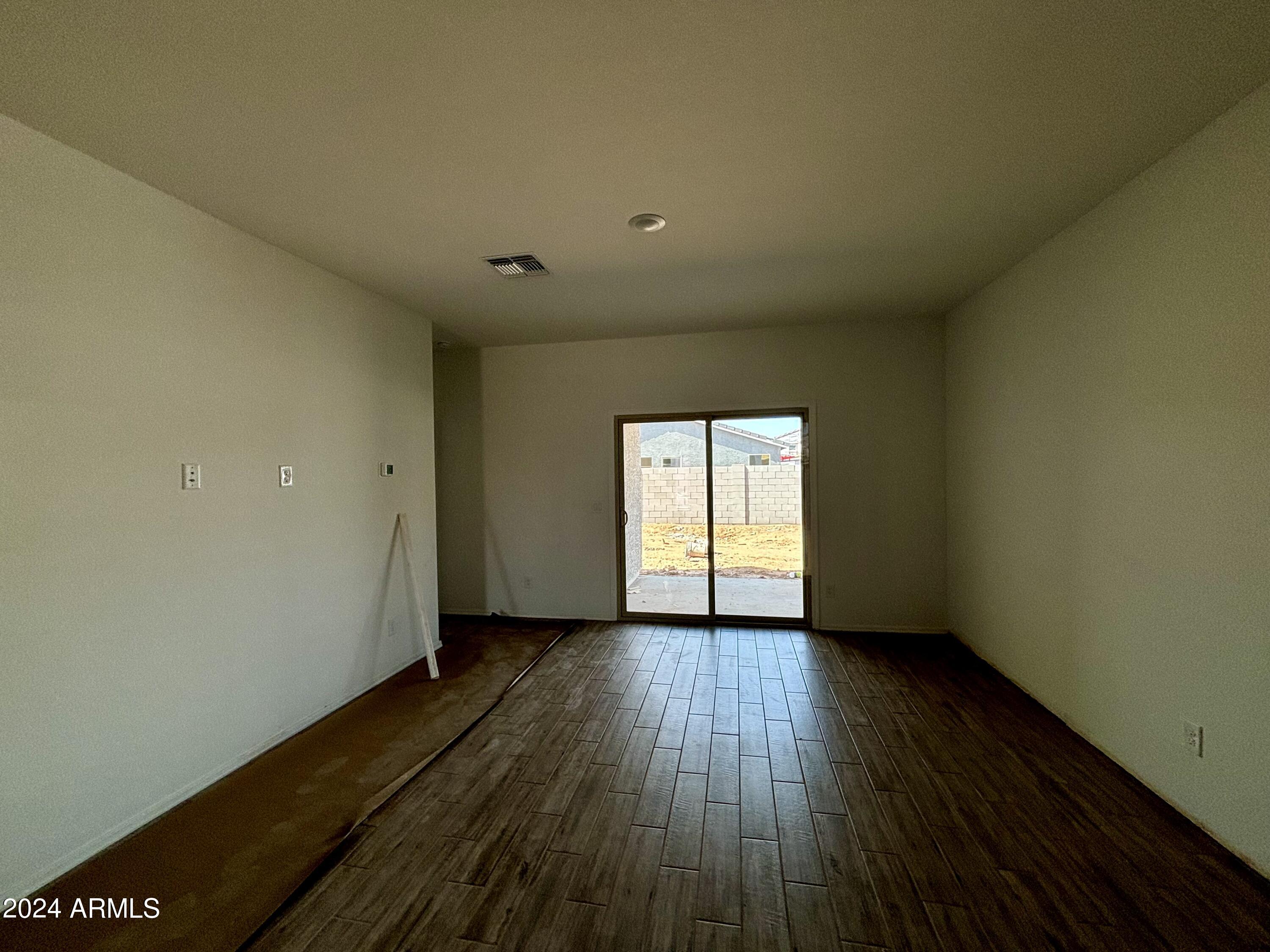 47804 W KENNER Drive