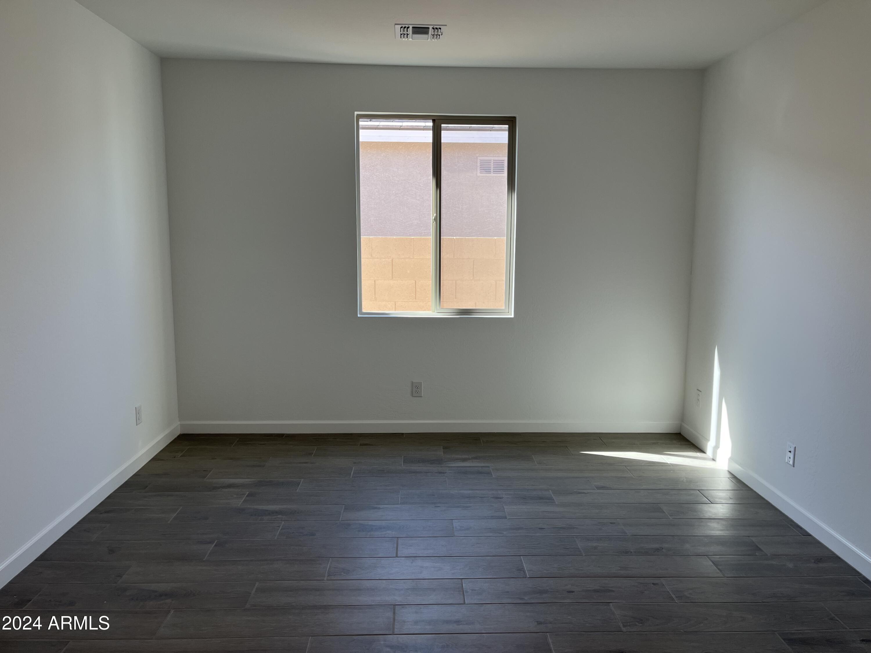 7669 W TETHER Trail