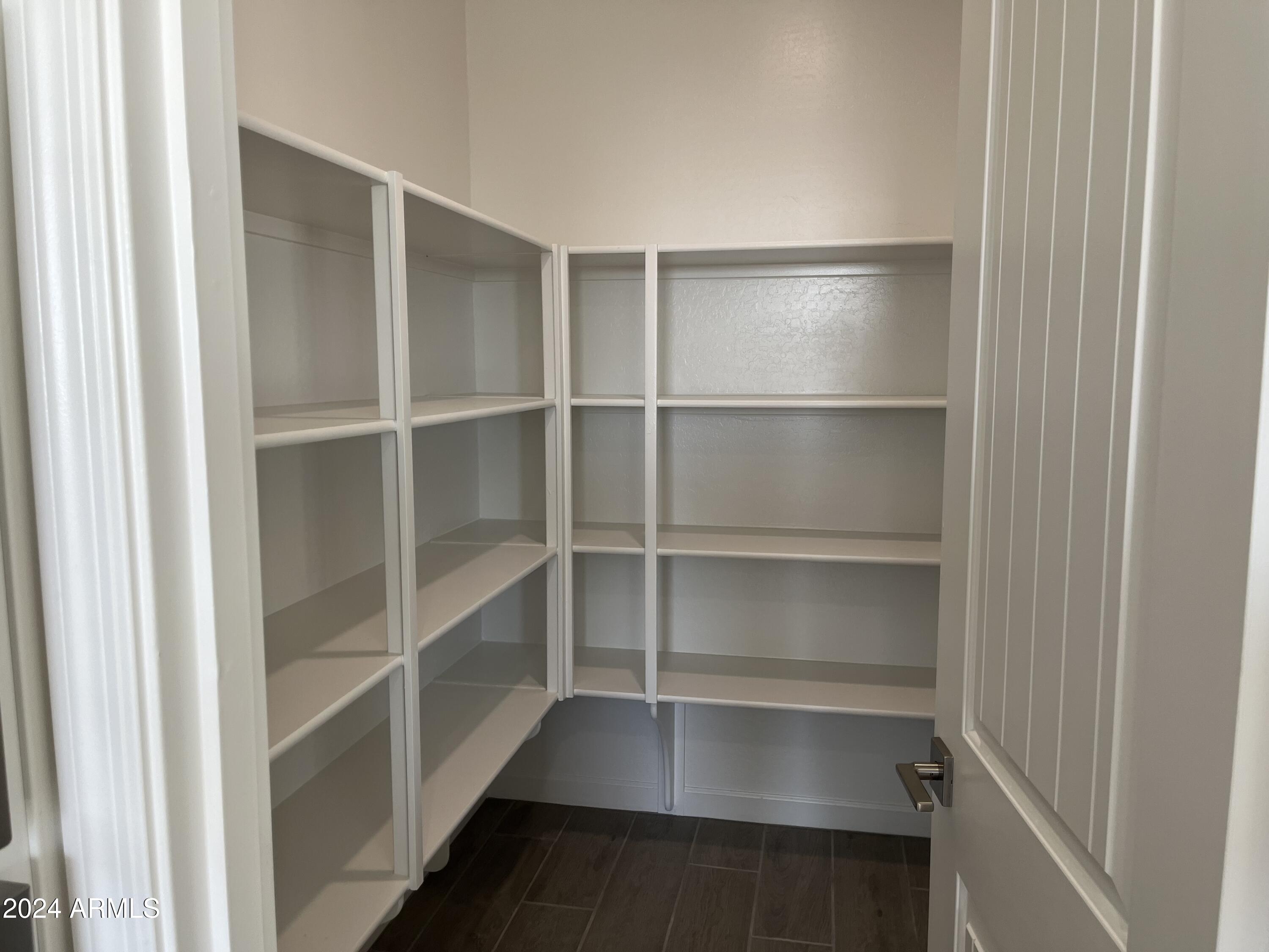 7669 W TETHER Trail