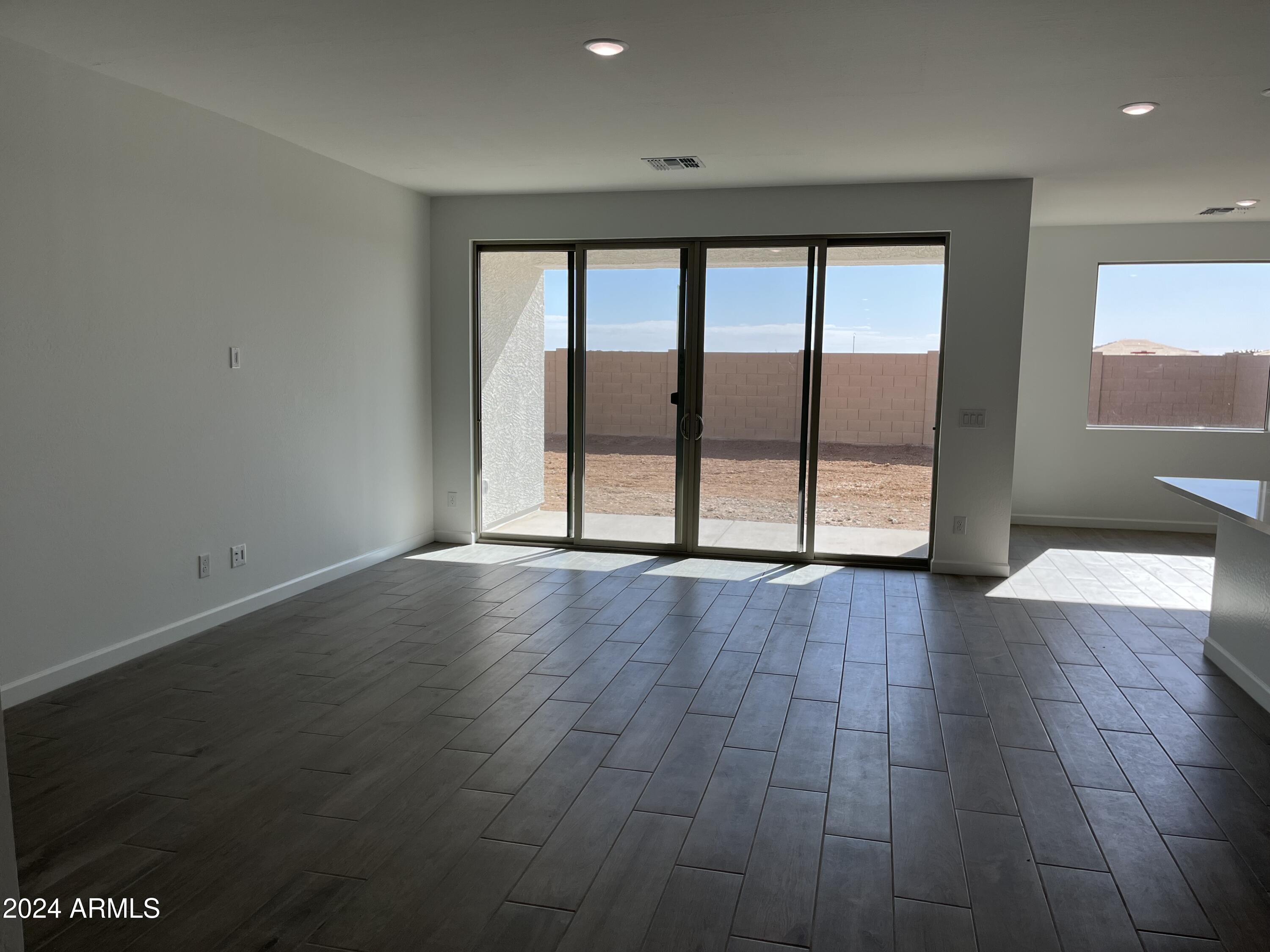 7669 W TETHER Trail