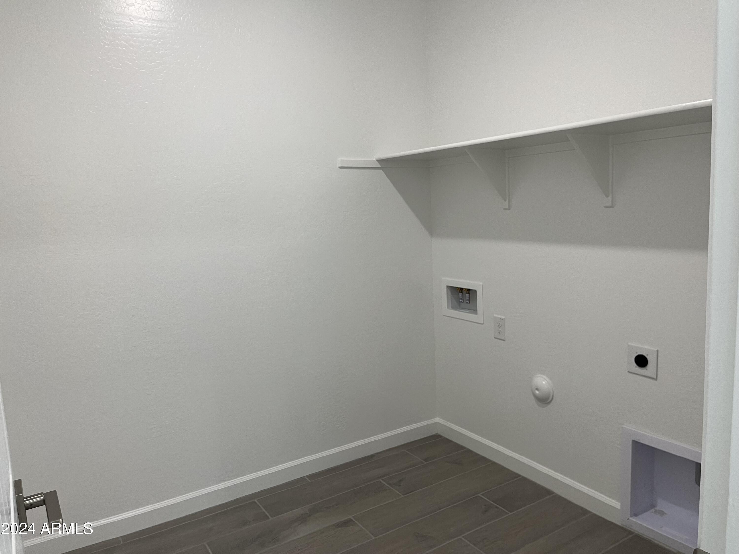 7669 W TETHER Trail