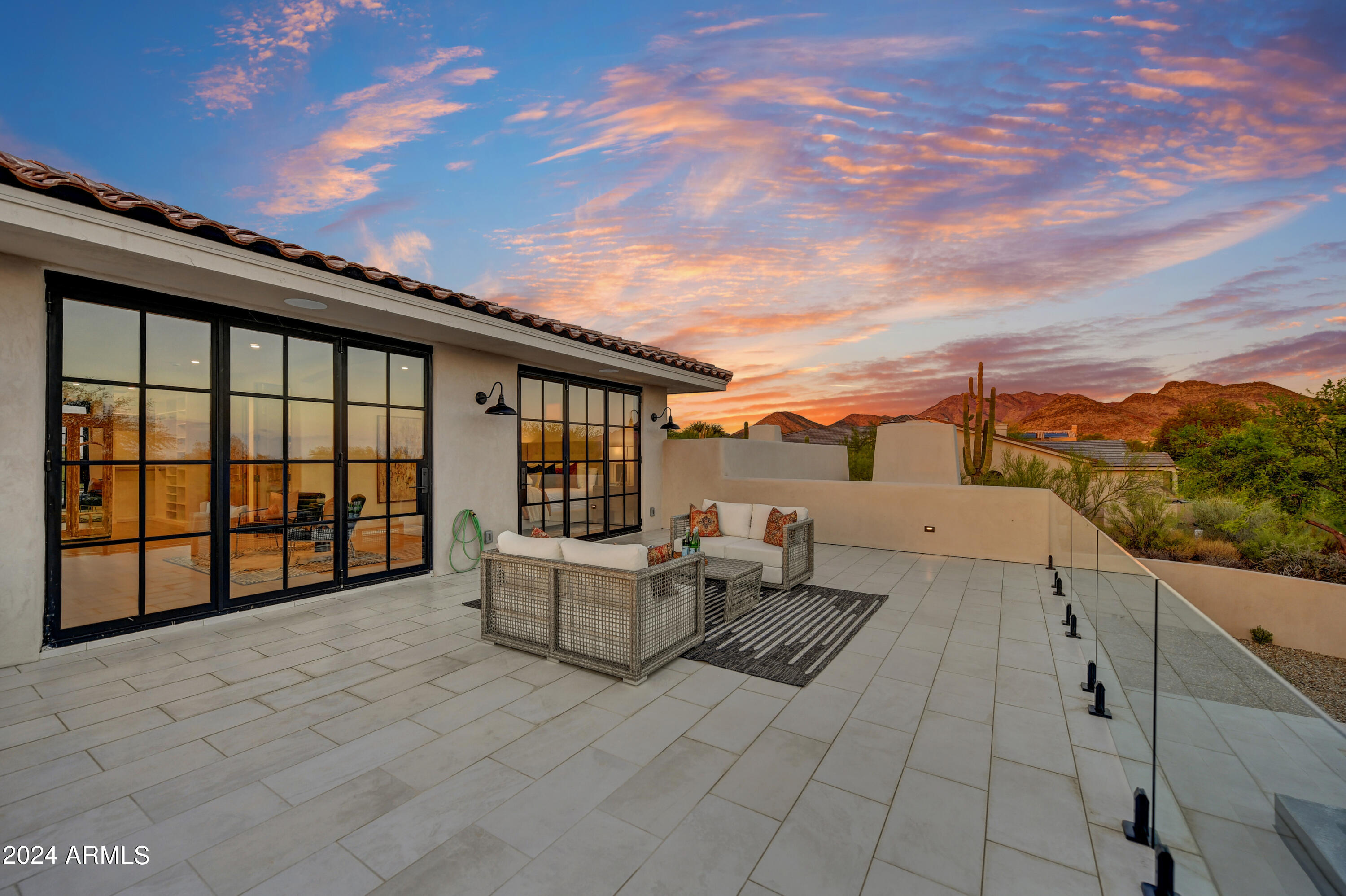 9015 E LOS GATOS Drive