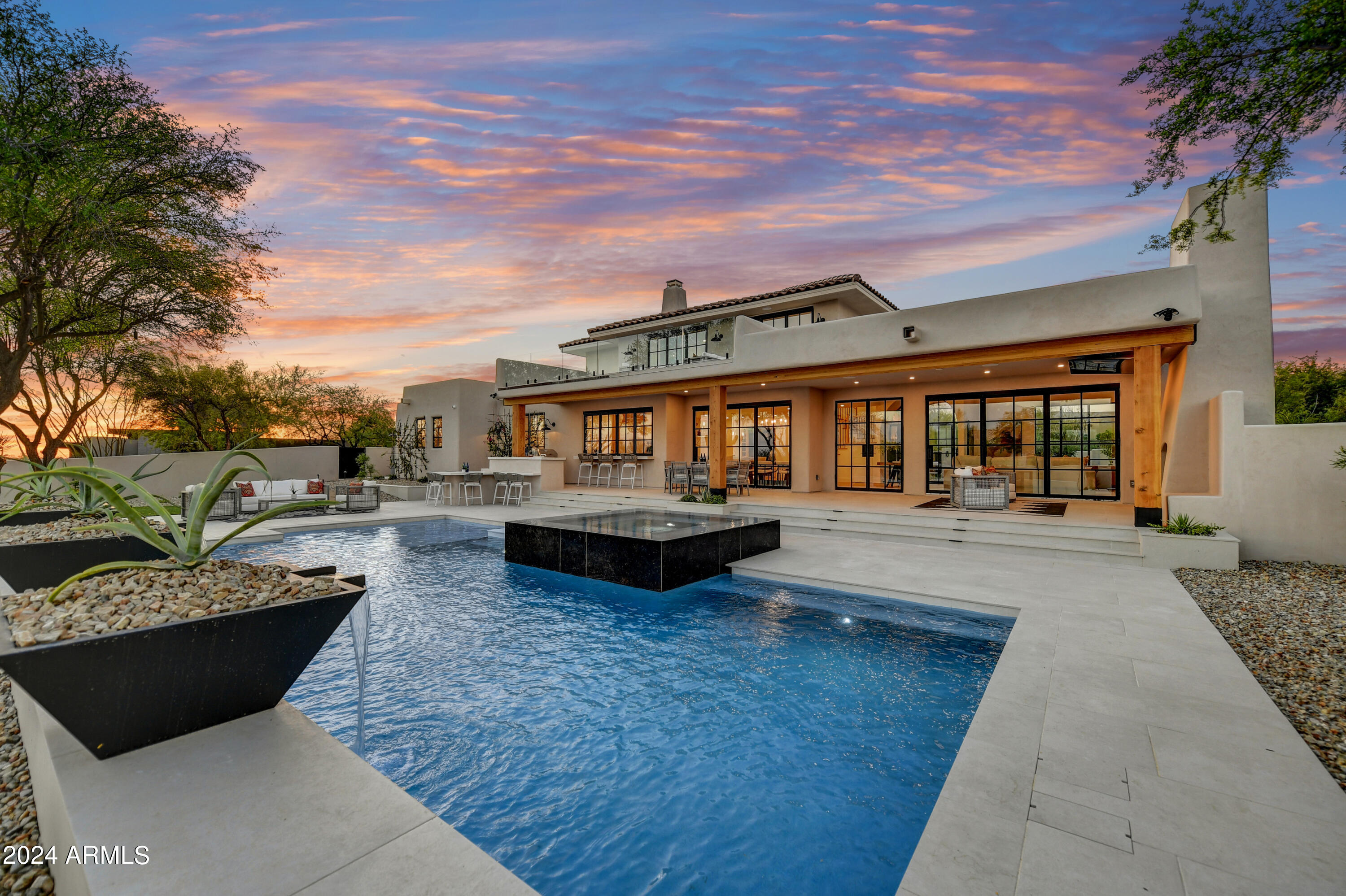 9015 E LOS GATOS Drive