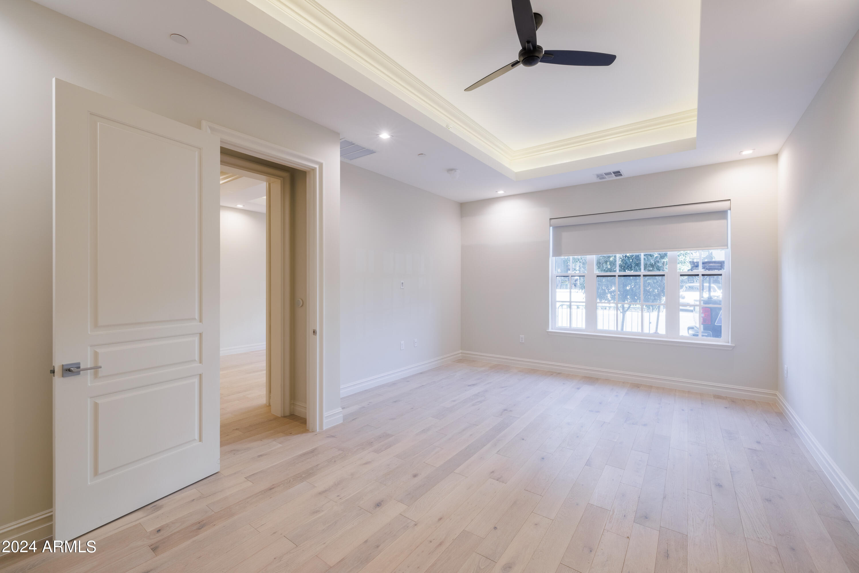 4240 E Camelback Road, 106