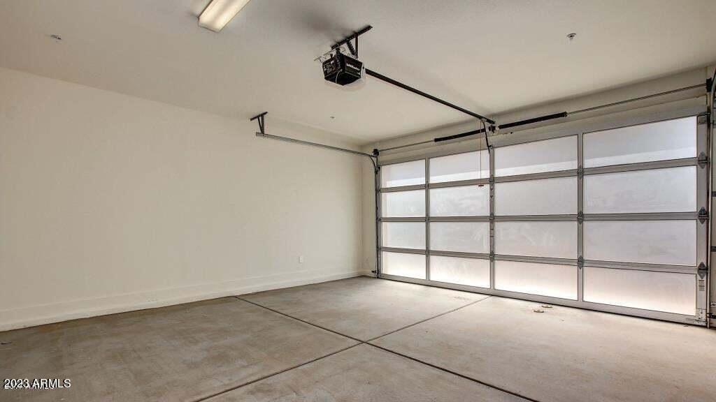 3510 N MILLER Road, 1012