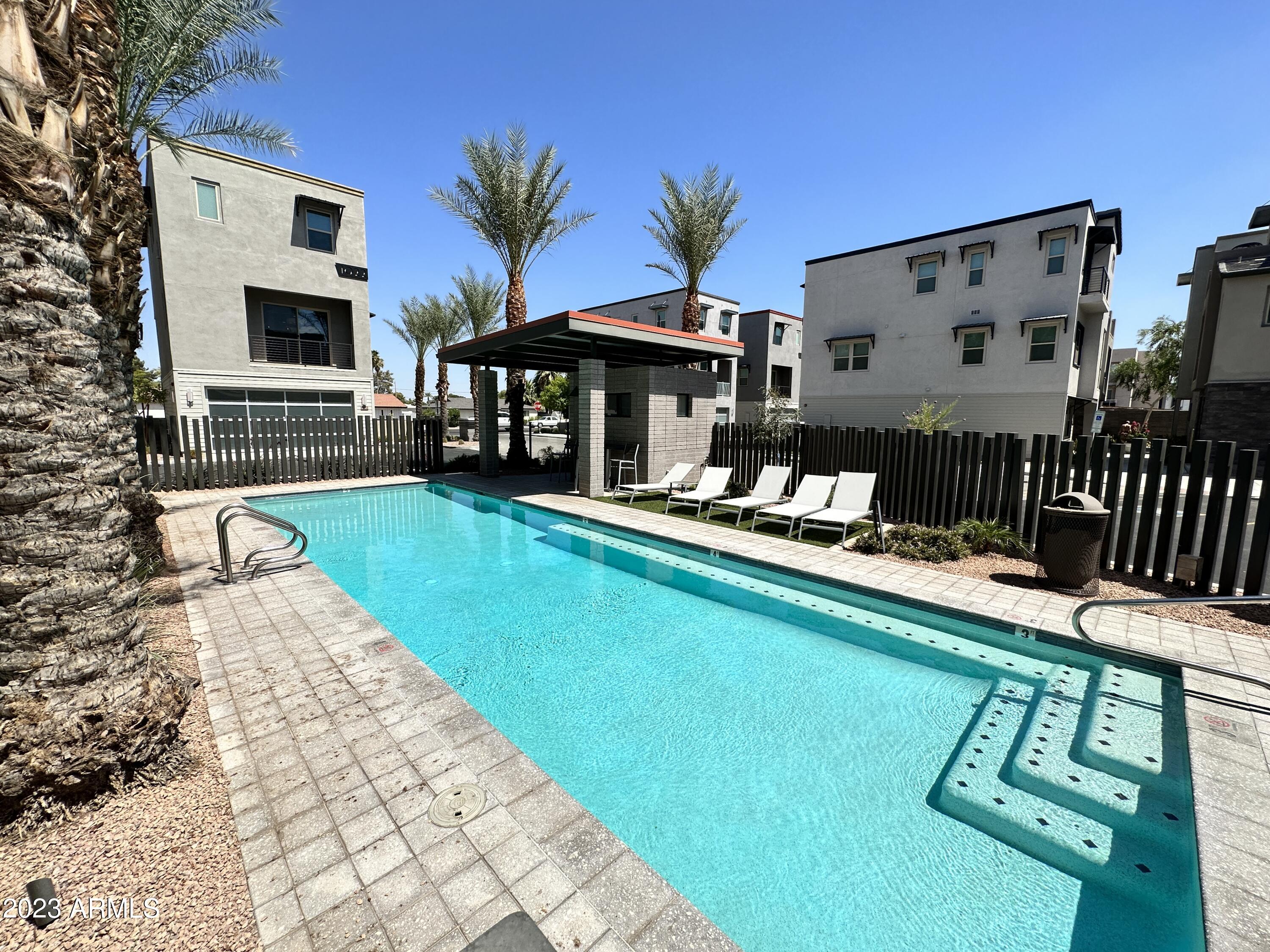 3510 N MILLER Road, 1012