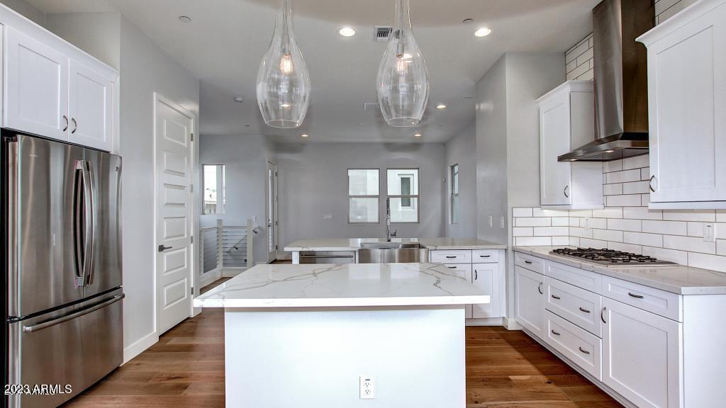 3510 N MILLER Road, 1012