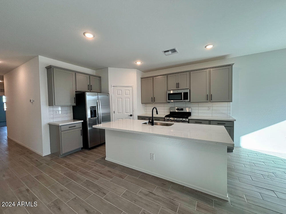 47785 W MELLEN Lane