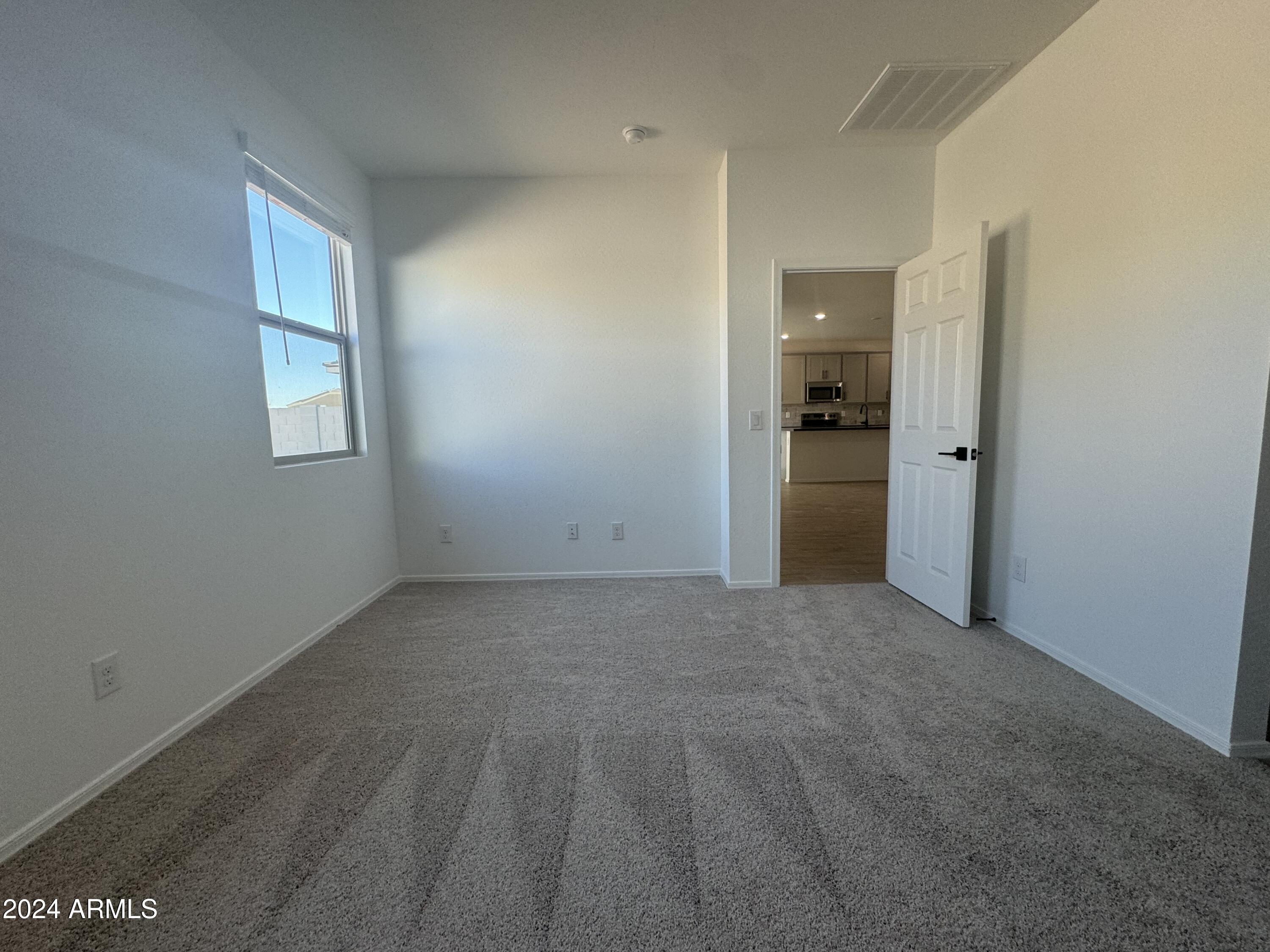 5663 S 240TH Lane