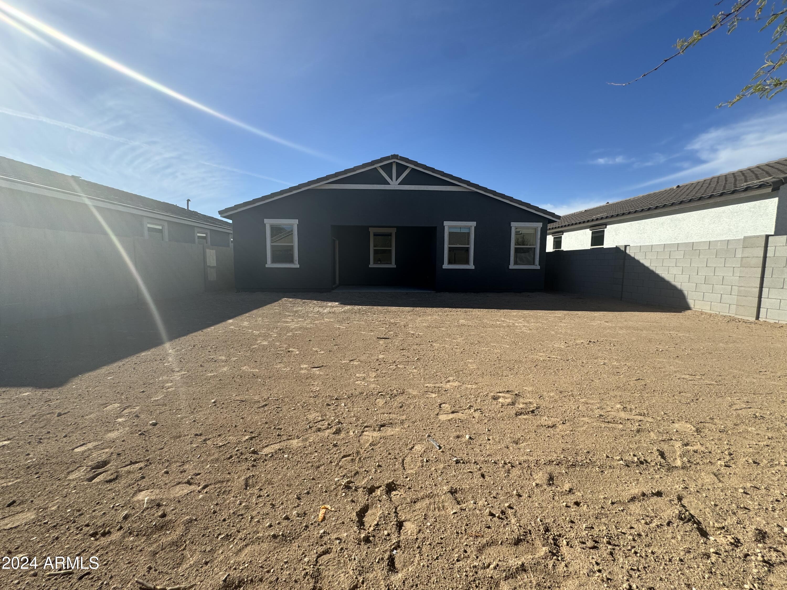 5663 S 240TH Lane