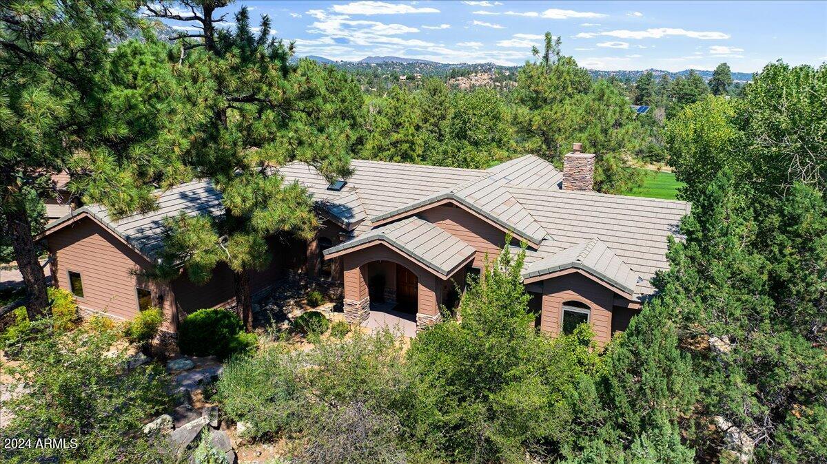 745 CROSSCREEK Drive