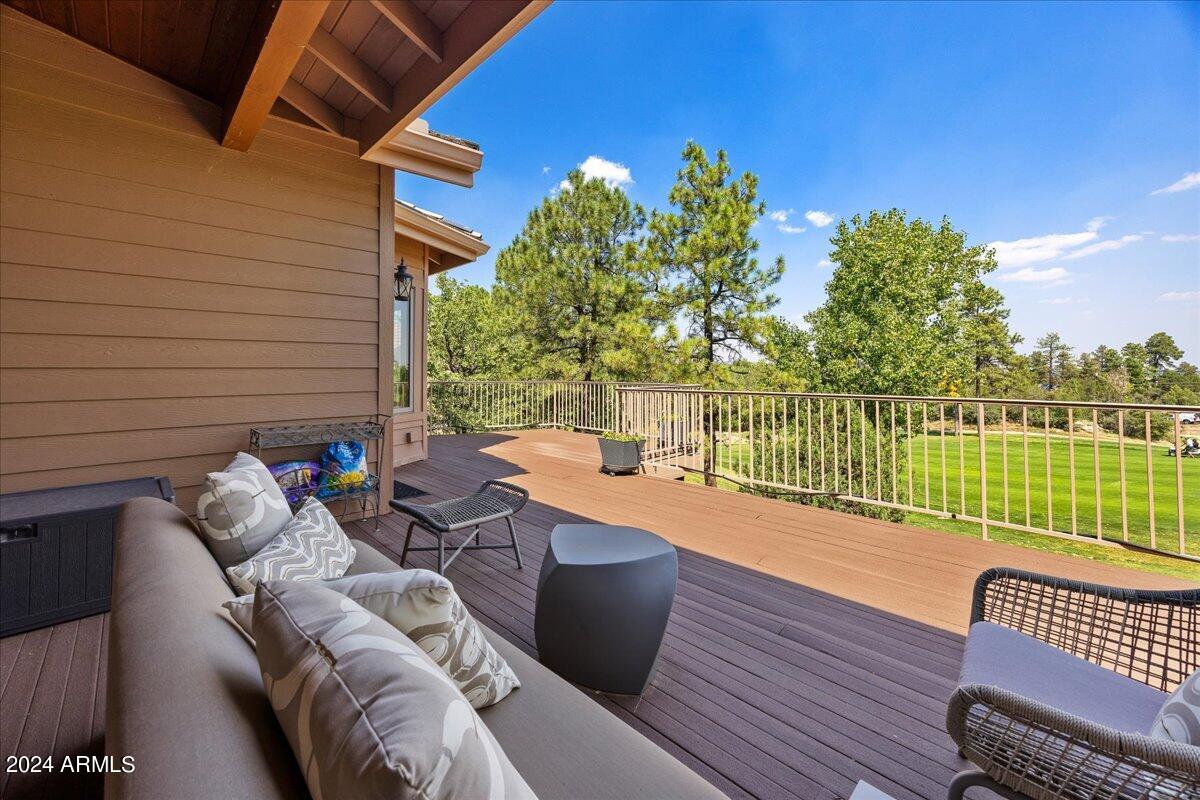 745 CROSSCREEK Drive