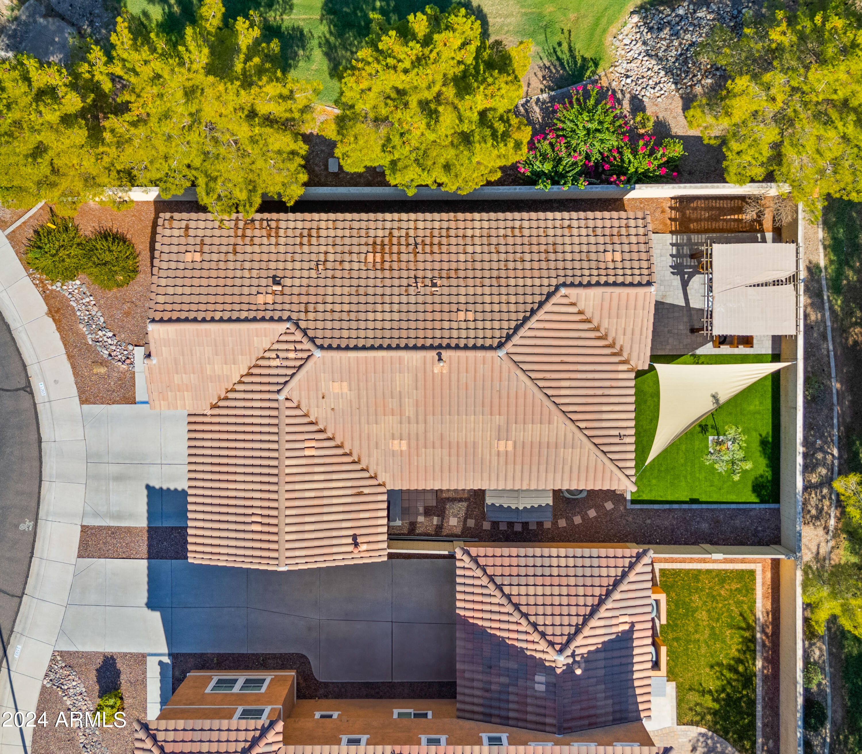 1203 E GARY Drive