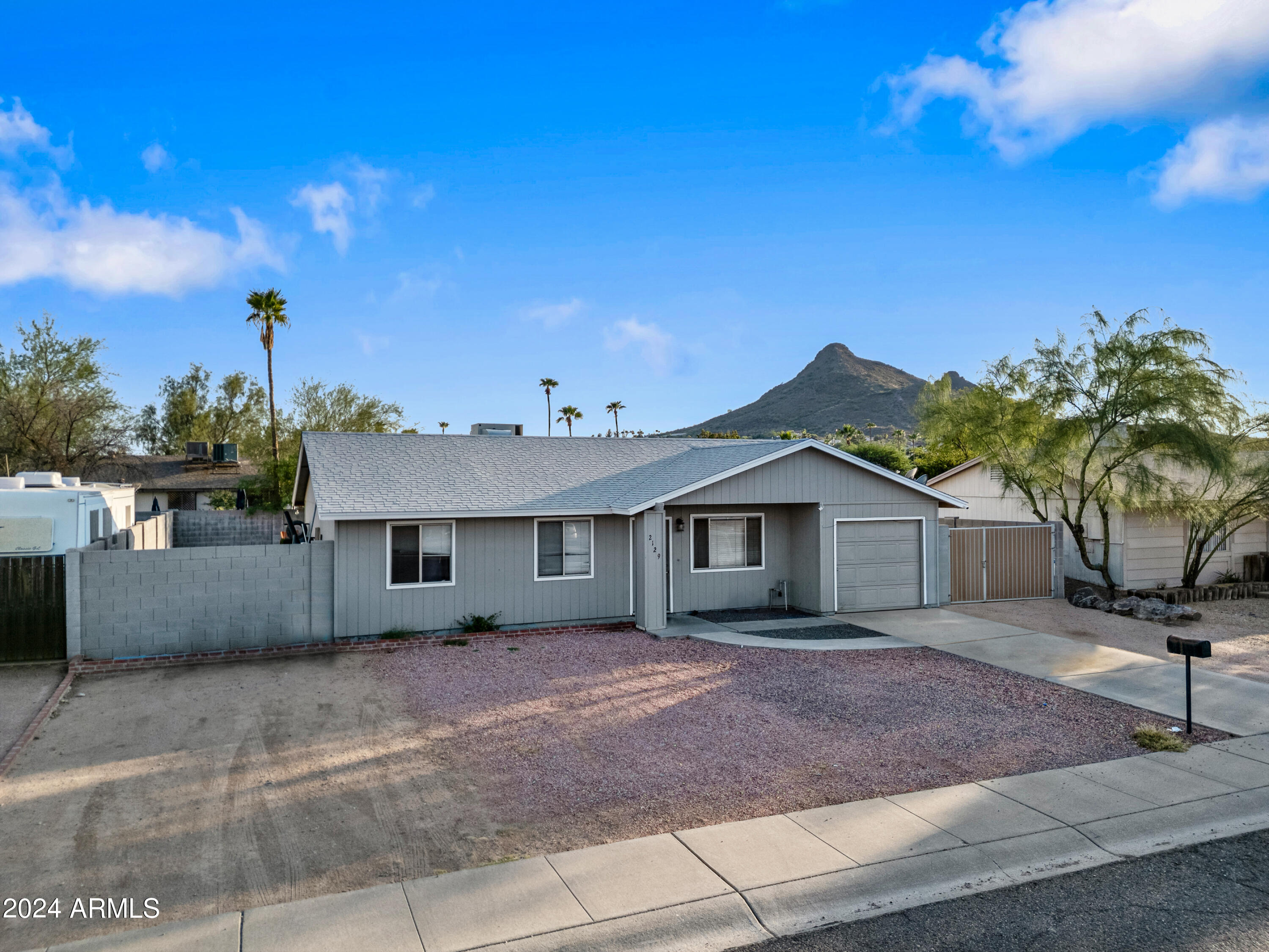 2129 E Marconi Avenue