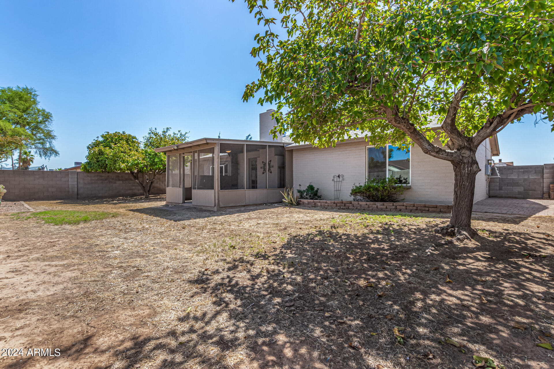 4428 E WAYLAND Road