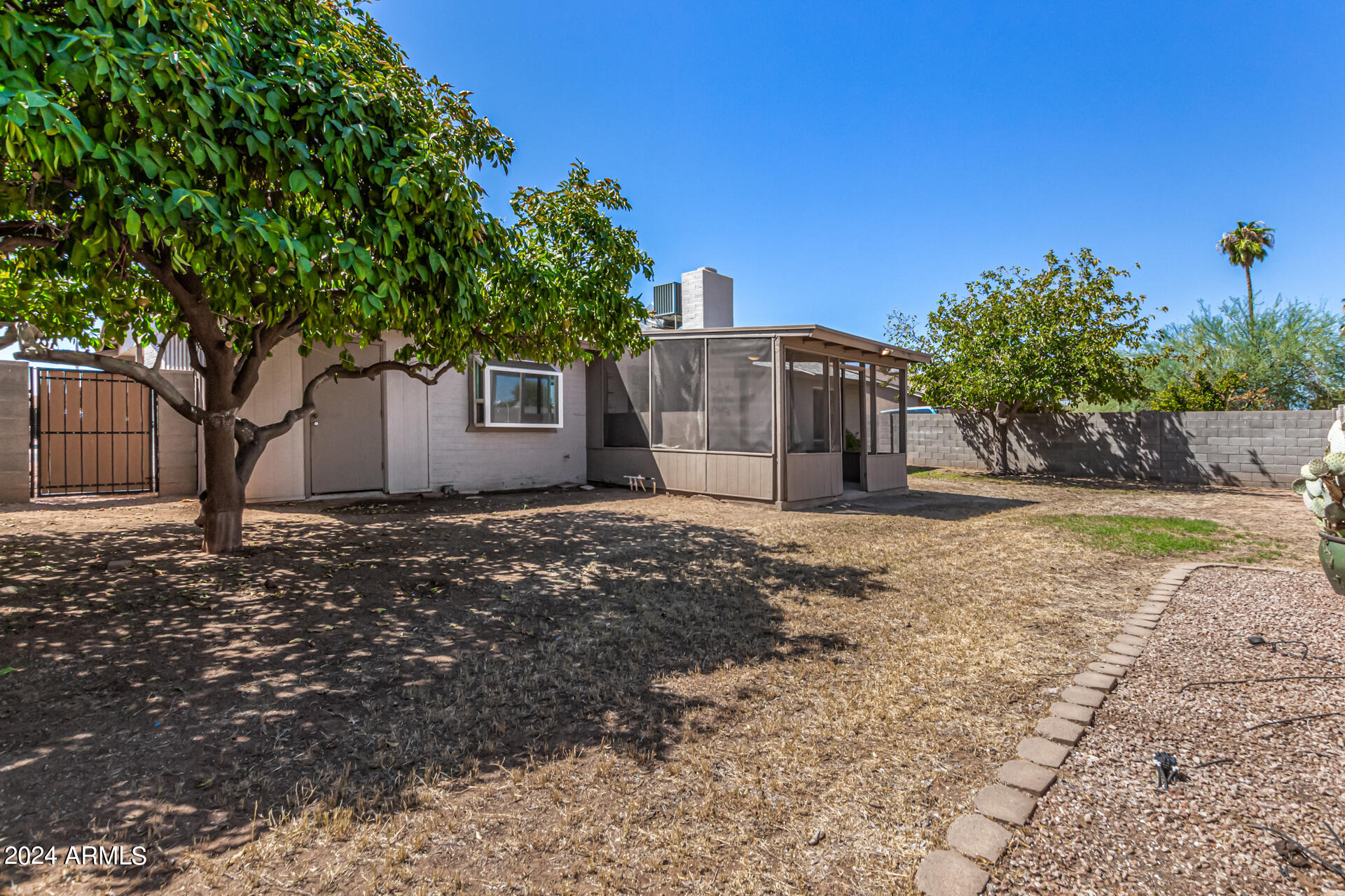 4428 E WAYLAND Road