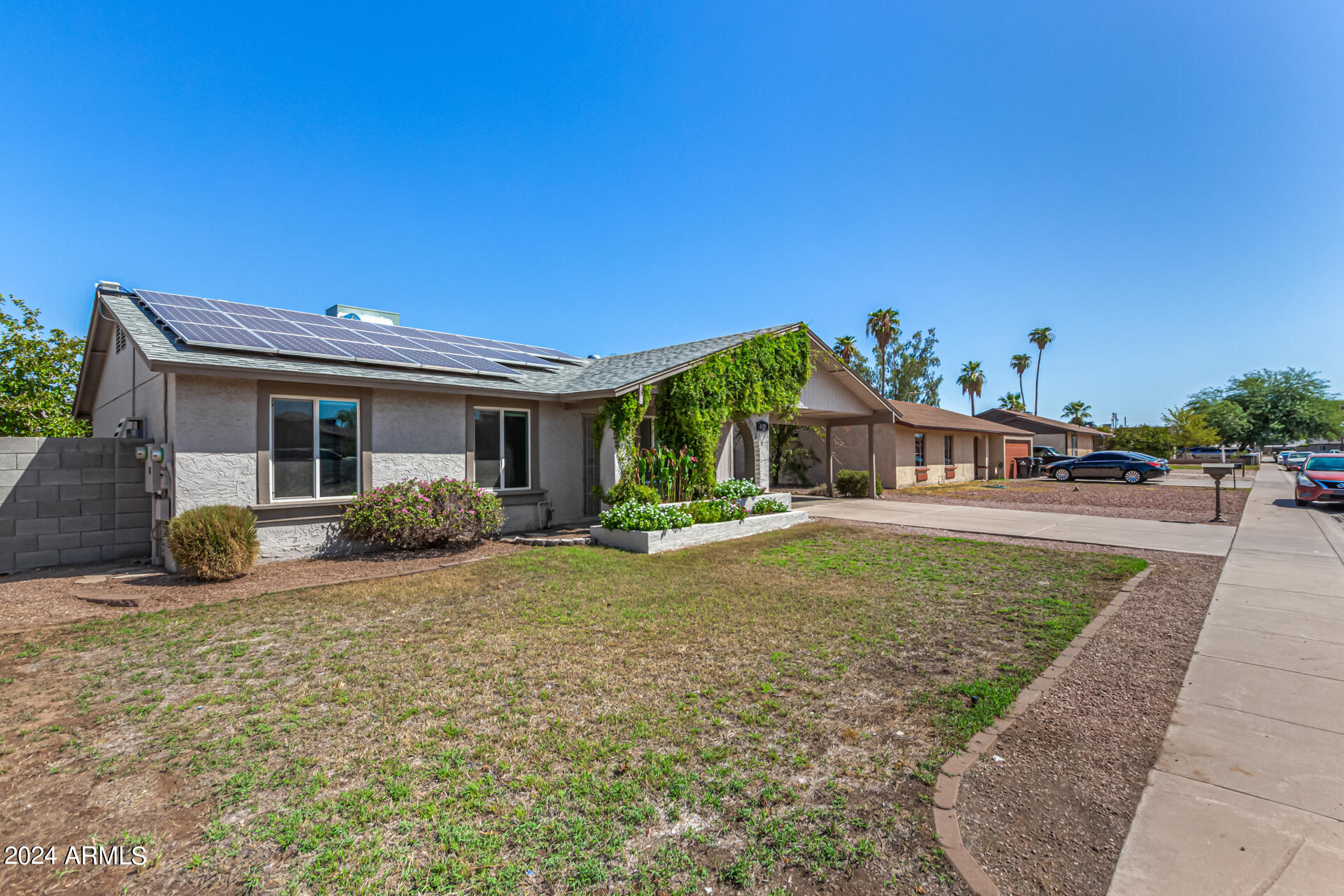4428 E WAYLAND Road