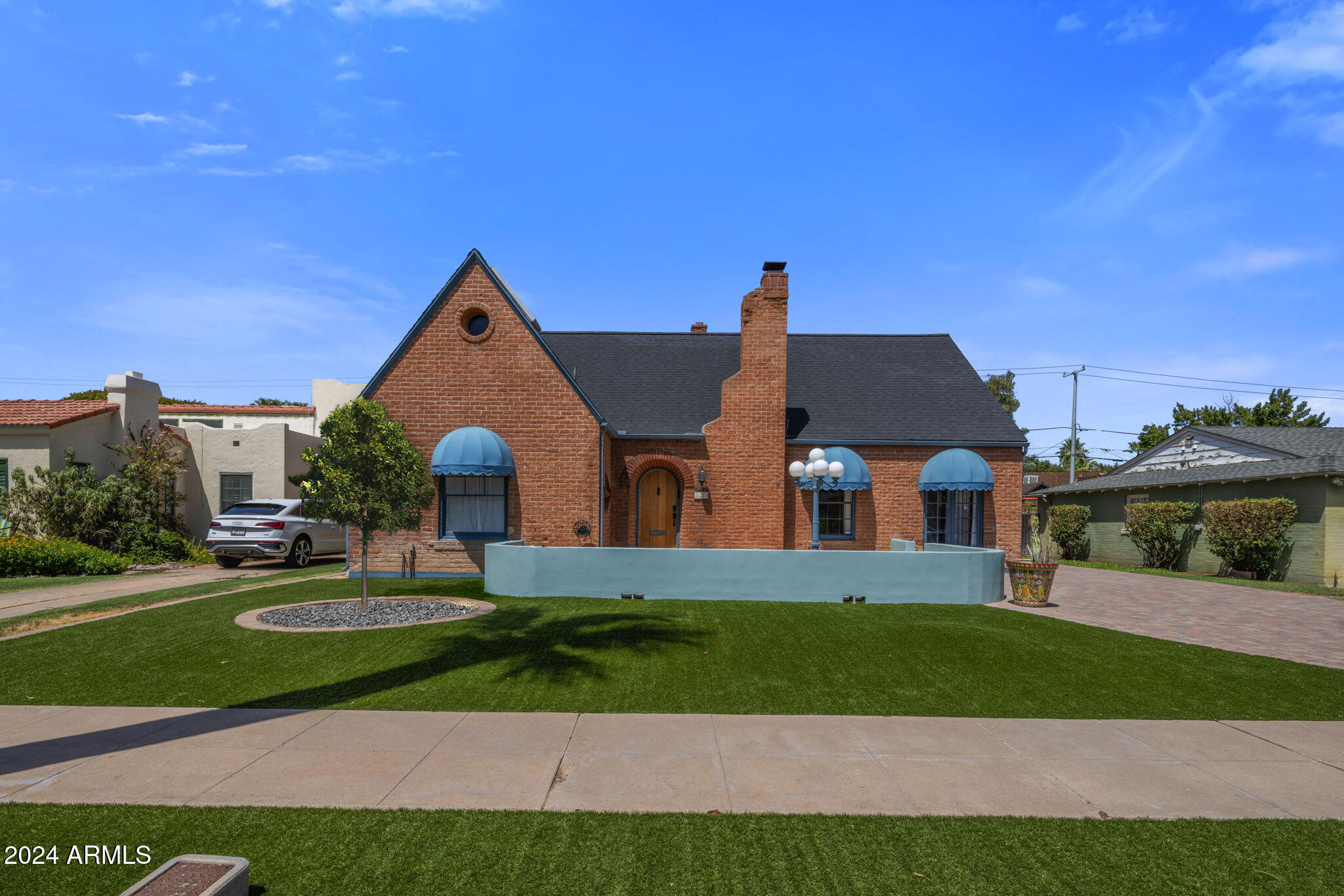 530 W Monte Vista Road
