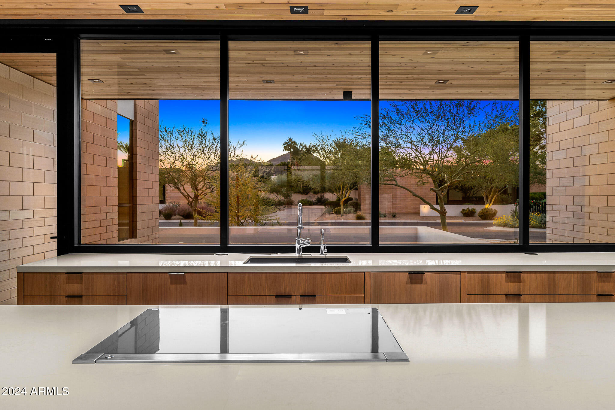7501 E PALO VERDE Drive 8