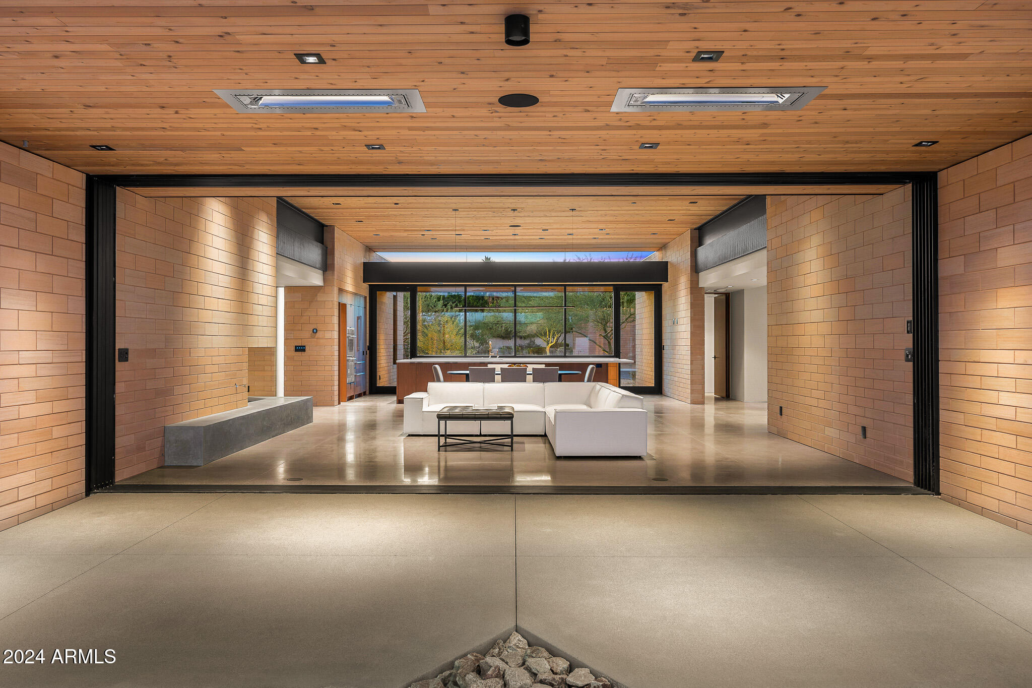 7501 E PALO VERDE Drive 8