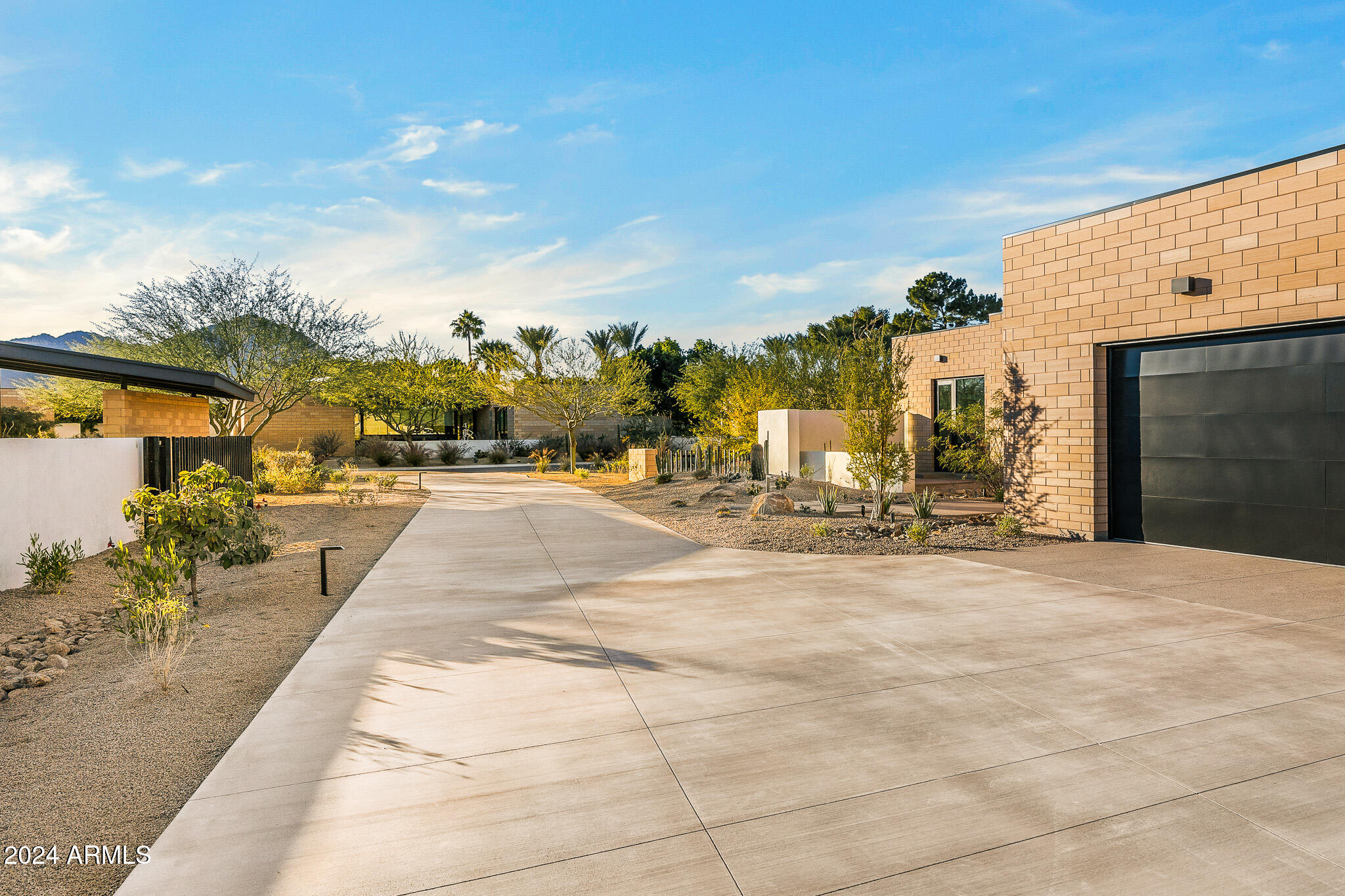 7501 E PALO VERDE Drive 8