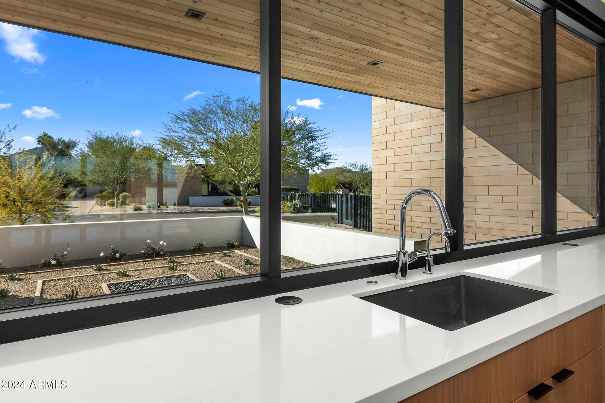 7501 E PALO VERDE Drive 8
