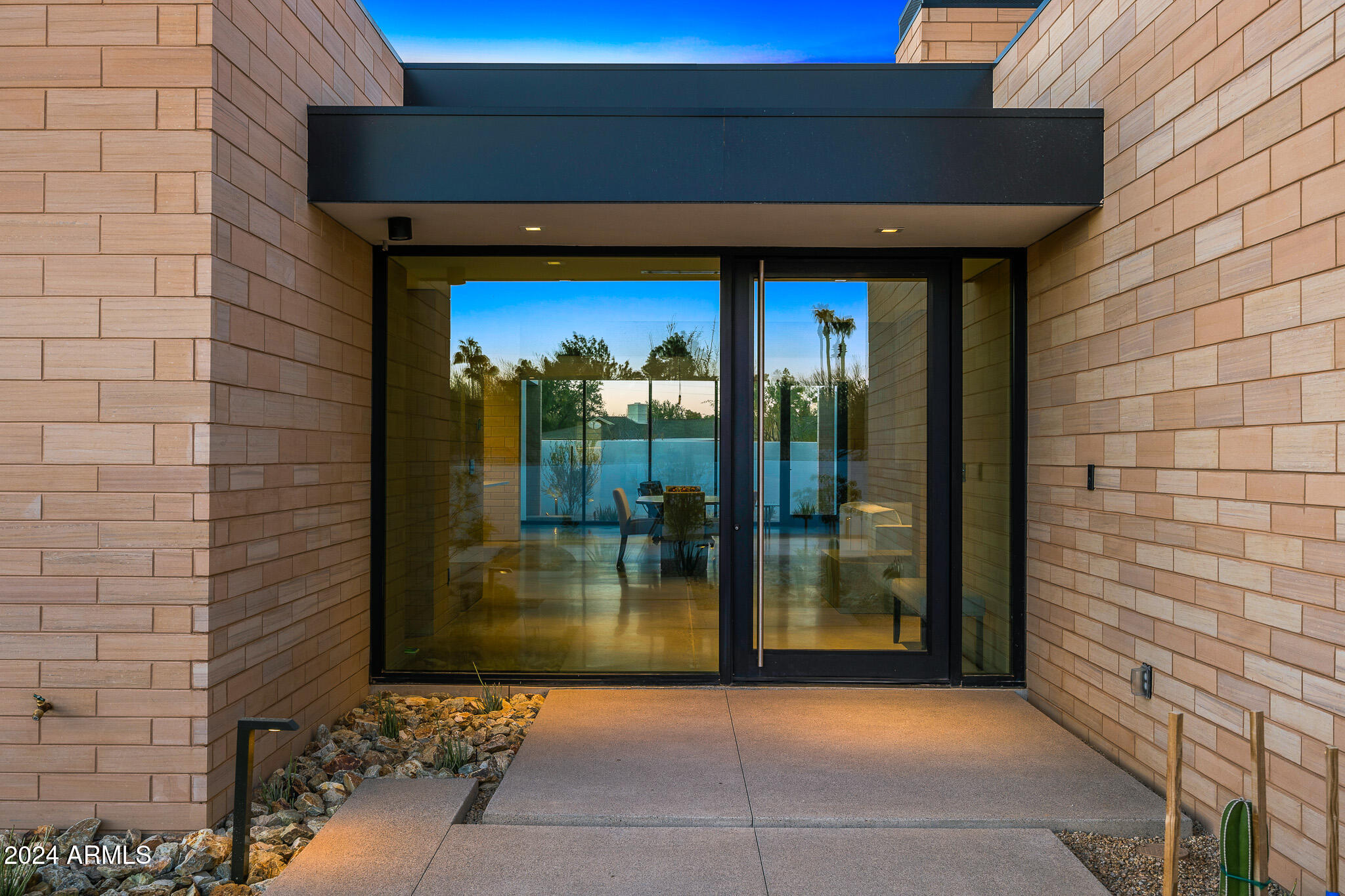 7501 E PALO VERDE Drive 8