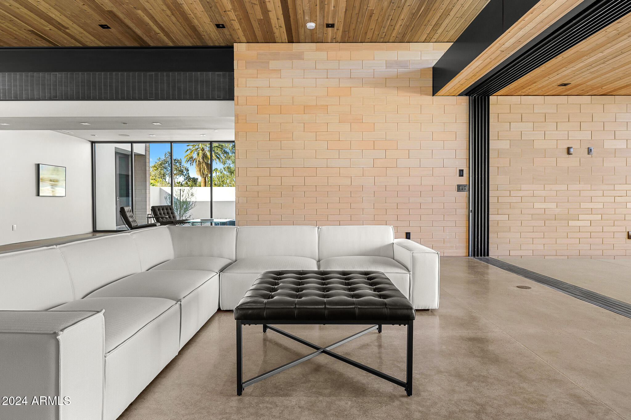 7501 E PALO VERDE Drive 8